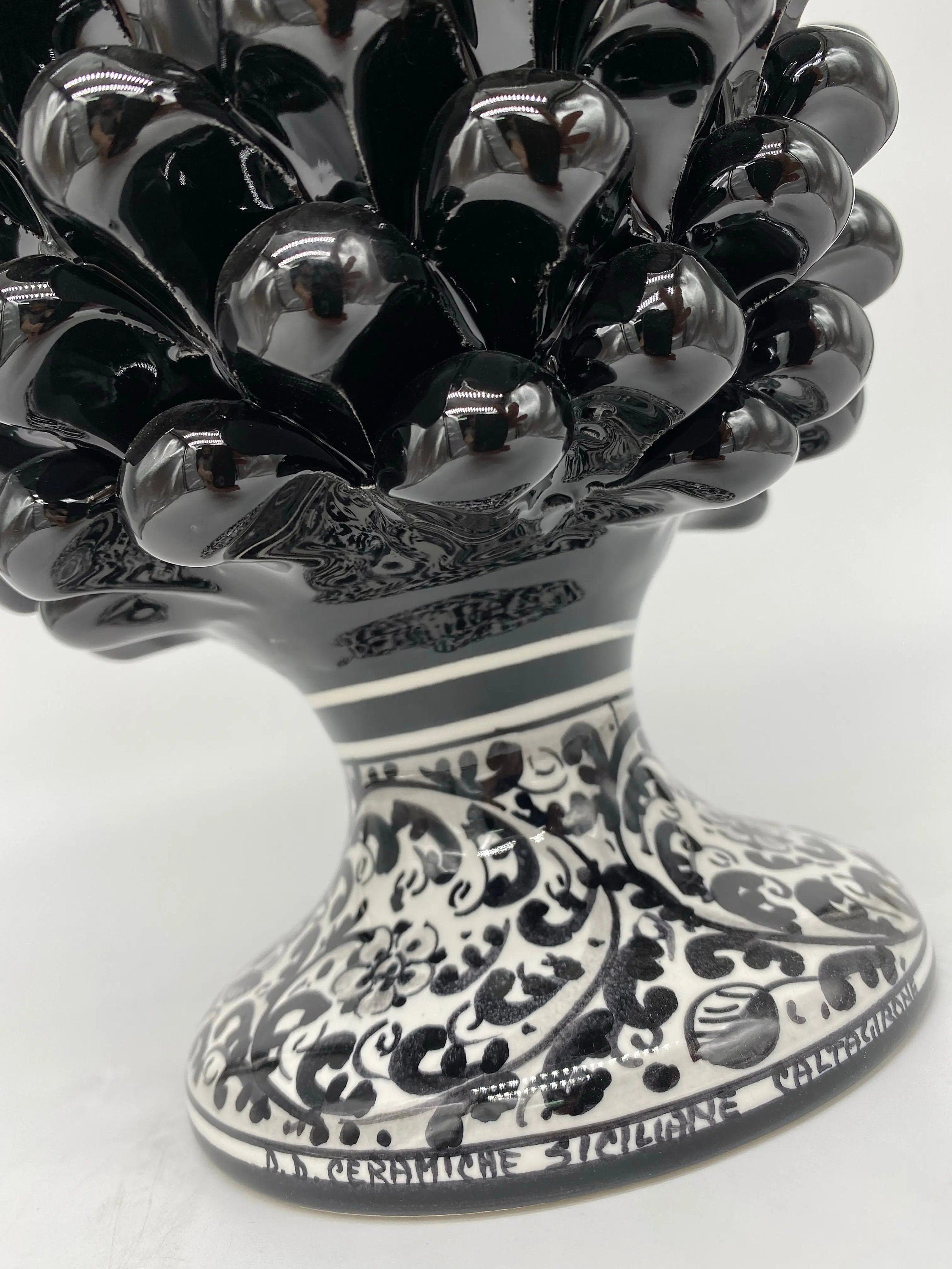 Pigna Ceramica Caltagirone cm H.25 Artigianale Nero Base Decorata DD CERAMICHE SICILIANE