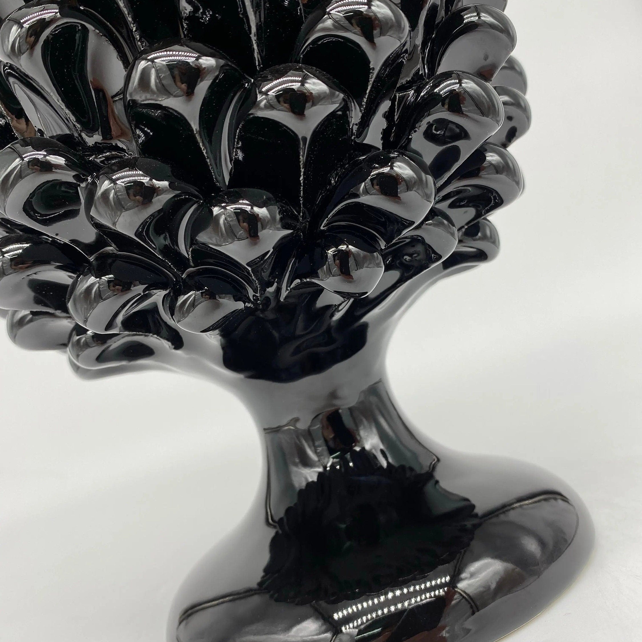 Pigna Ceramica Caltagirone cm H.25 Artigianale Nero DD CERAMICHE SICILIANE