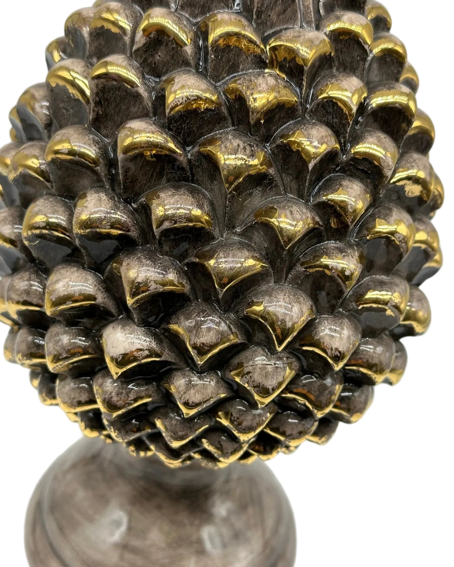 Pigna Ceramica Caltagirone cm H.28 L.17 Artigianale Beige Oro Linea Luis DD CERAMICHE SICILIANE