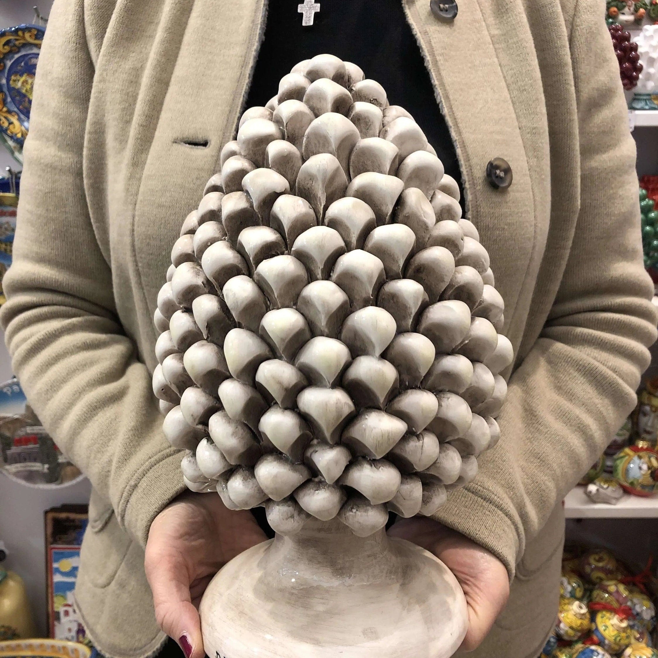 Pigna Ceramica Caltagirone cm H.30 Artigianale Beige Écru DD CERAMICHE SICILIANE