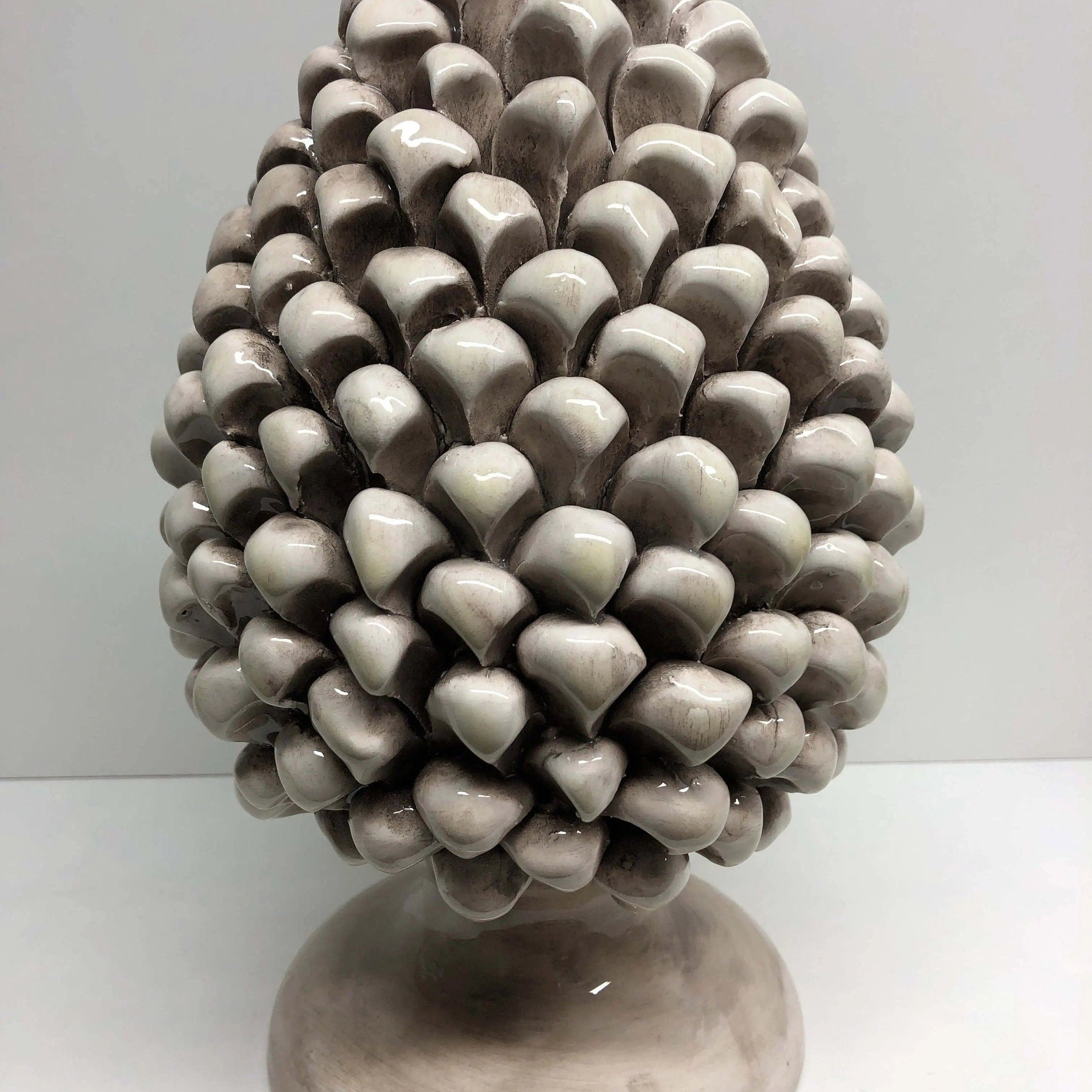 Pigna Ceramica Caltagirone cm H.30 Artigianale Beige Écru DD CERAMICHE SICILIANE