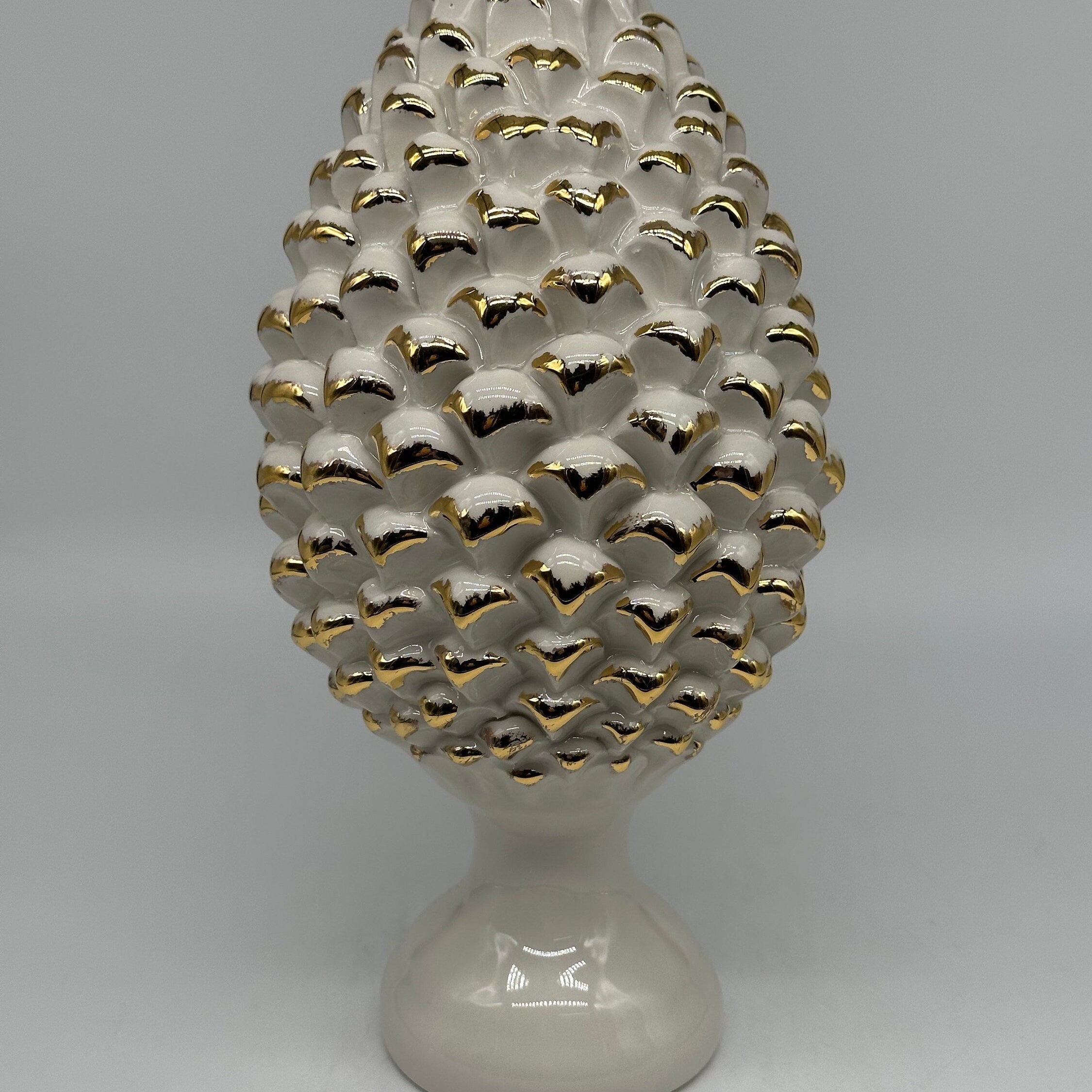 Pigna Ceramica Caltagirone cm H.30 Artigianale Bianco Oro Linea Luis DD CERAMICHE SICILIANE