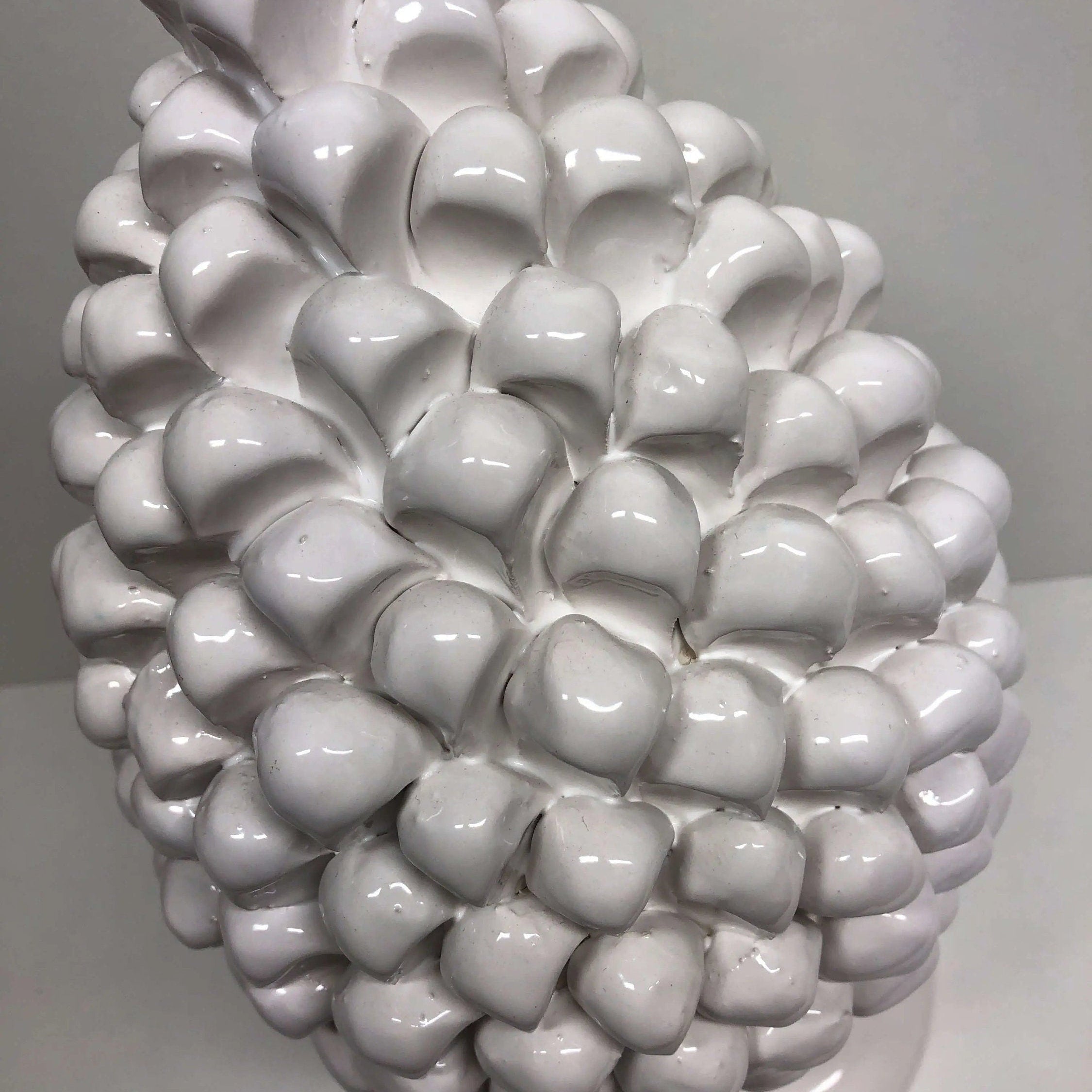 Pigna Ceramica Caltagirone cm H.30 Artigianale Bianco DD CERAMICHE SICILIANE