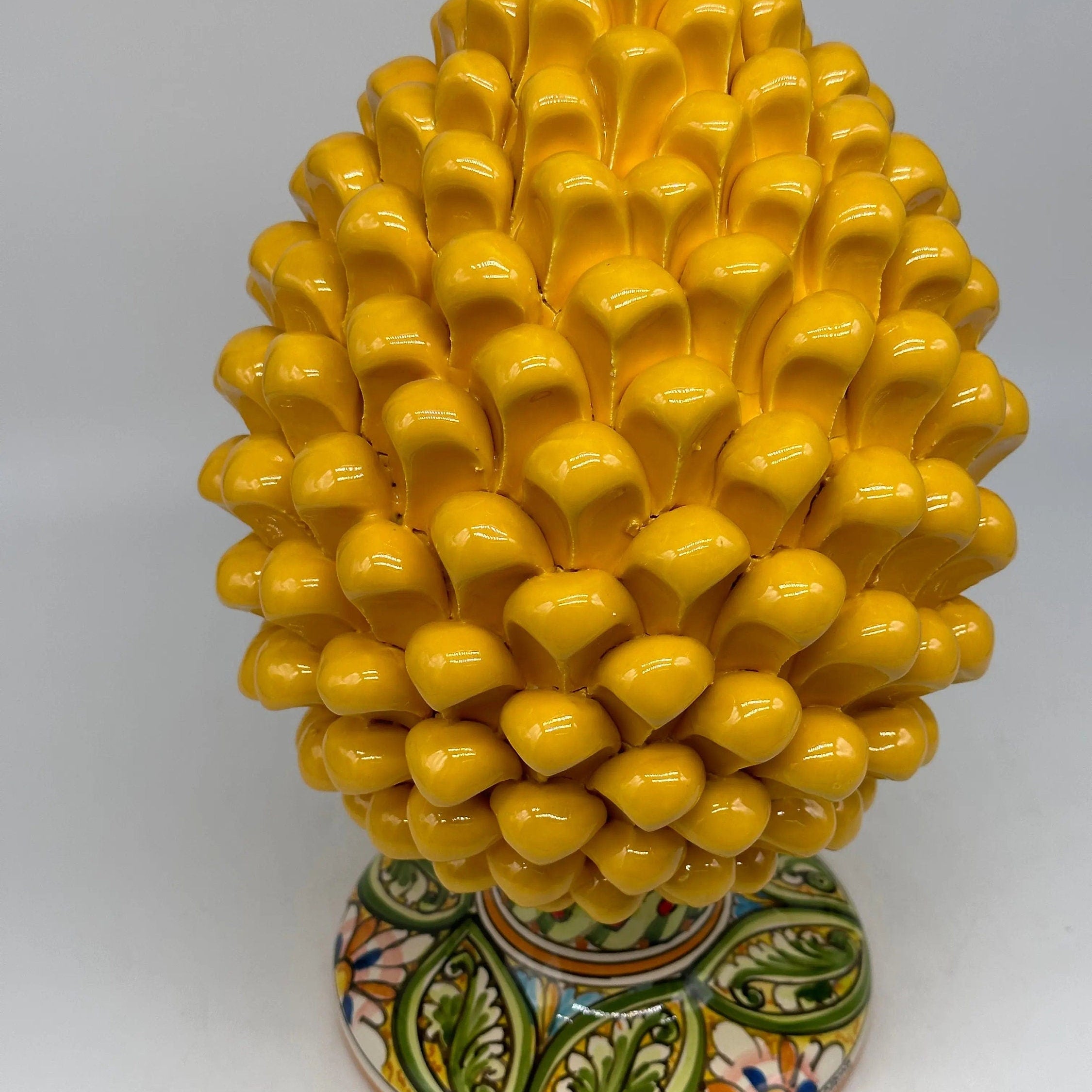 Pigna Ceramica Caltagirone cm H.30 Artigianale Giallo Base Decorata DD CERAMICHE SICILIANE