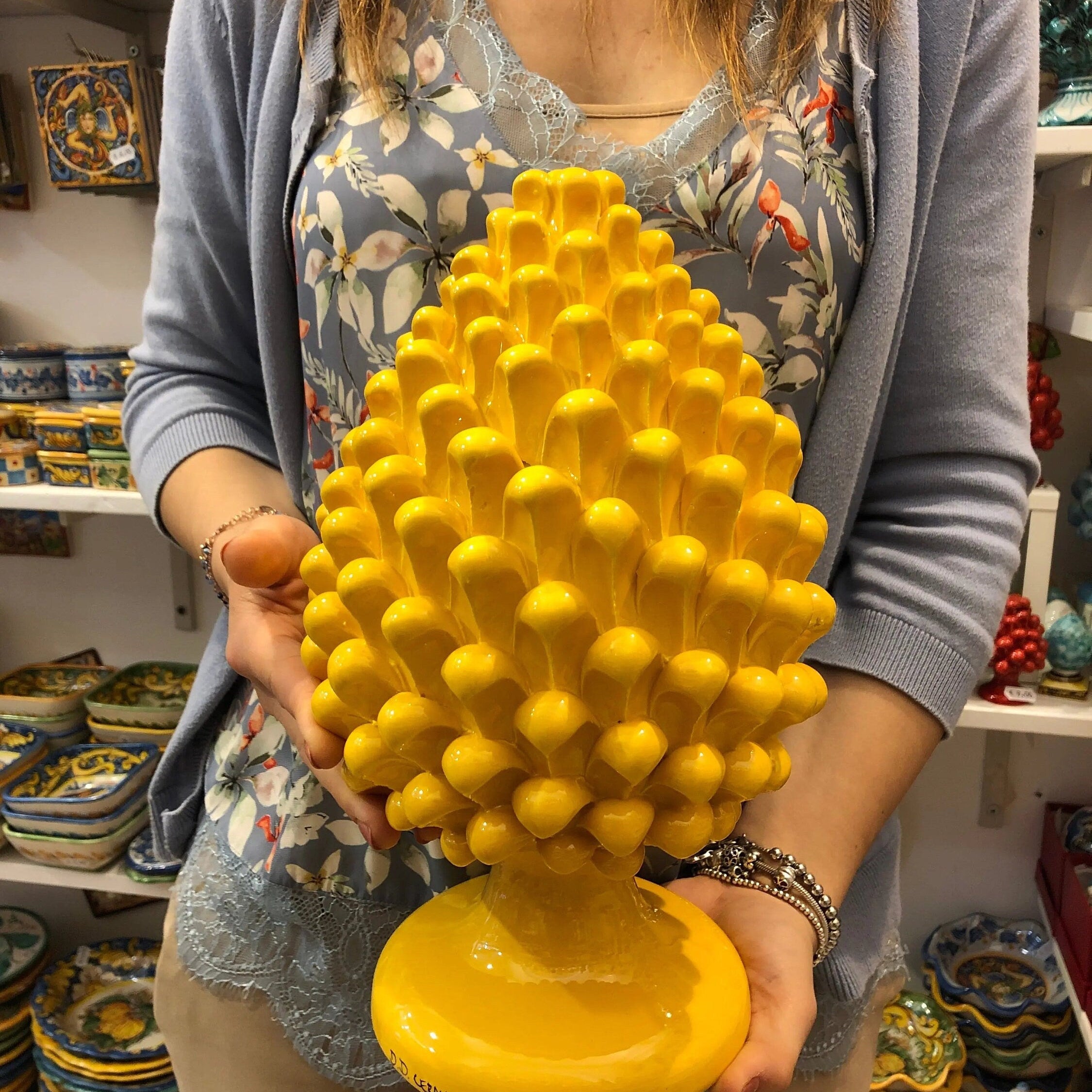 Pigna Ceramica Caltagirone cm H.30 Artigianale Giallo DD CERAMICHE SICILIANE