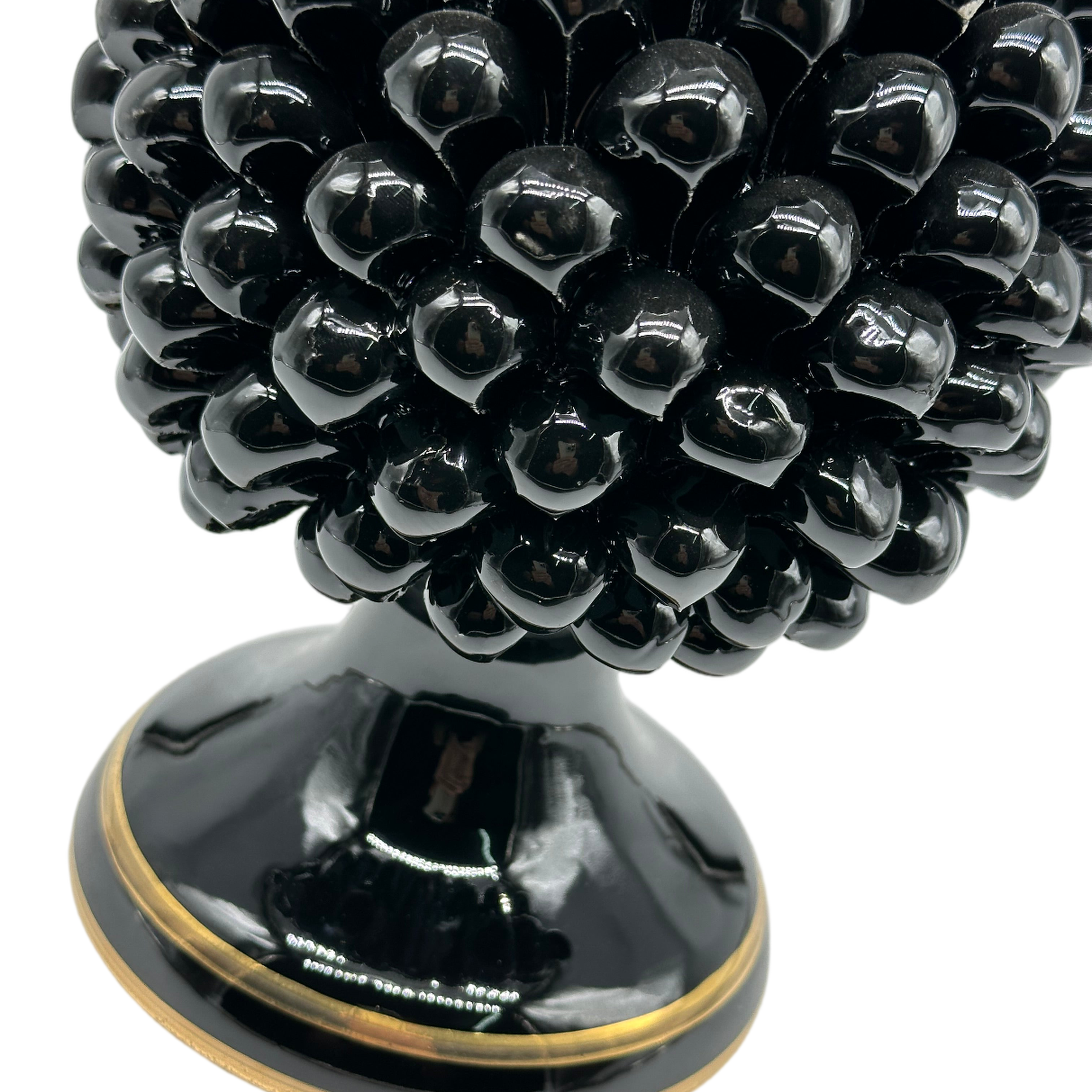Pigna Ceramica Caltagirone cm H.30 Artigianale Nero con bordi Oro DD CERAMICHE SICILIANE