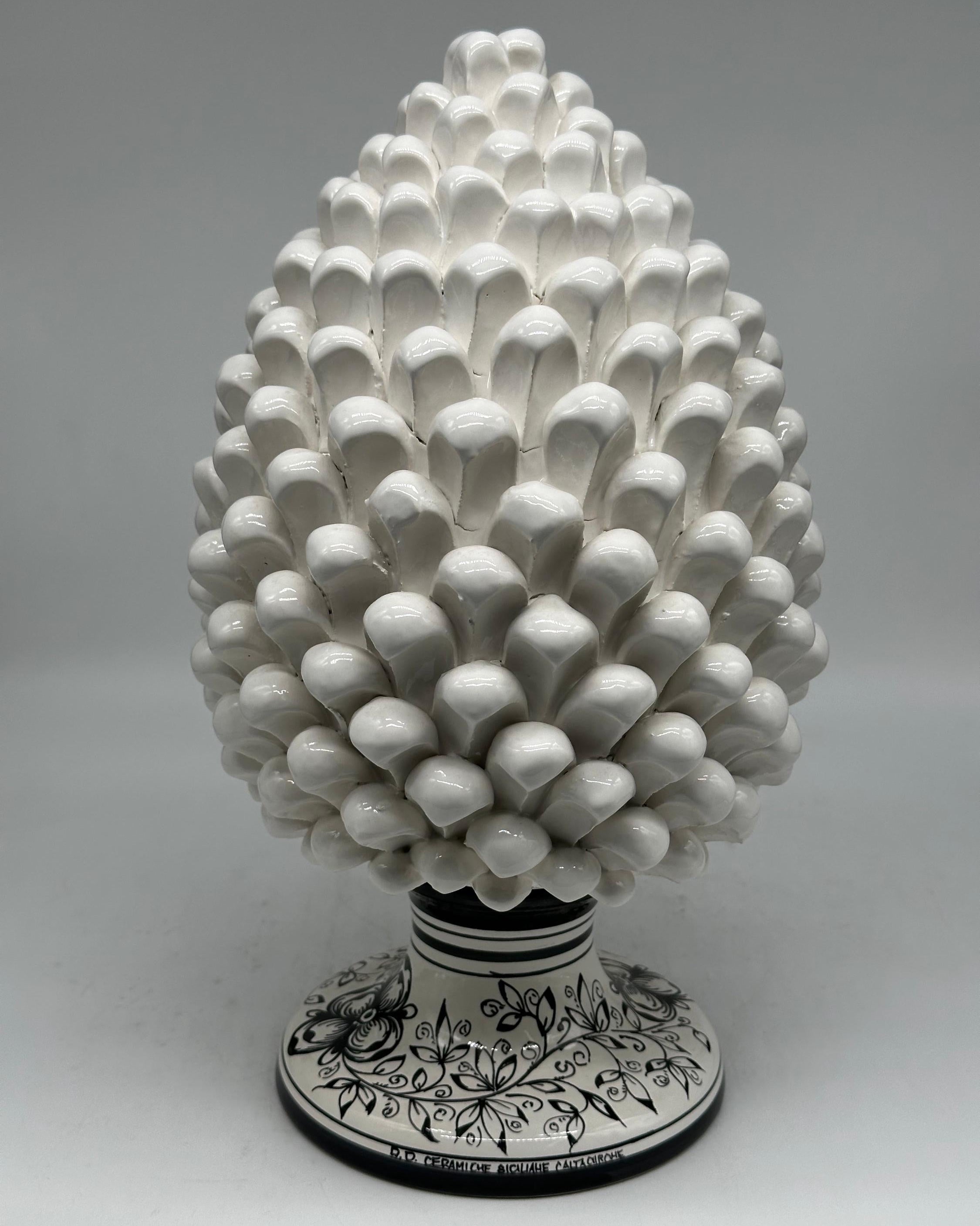 Pigna Ceramica Caltagirone cm H.35 Artigianale Bianca Base Decorata - PIGNA