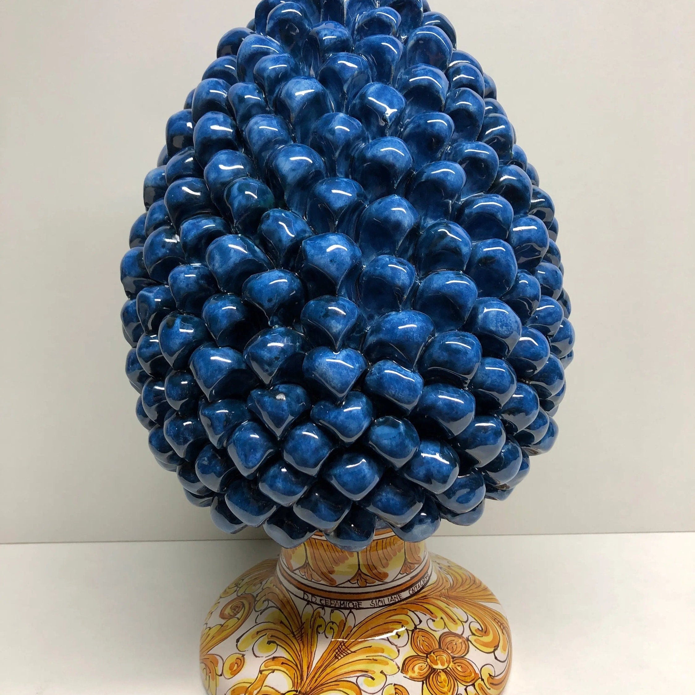 Pigna Ceramica Caltagirone cm H.35 Artigianale Blu Antico Base Decorata DD CERAMICHE SICILIANE