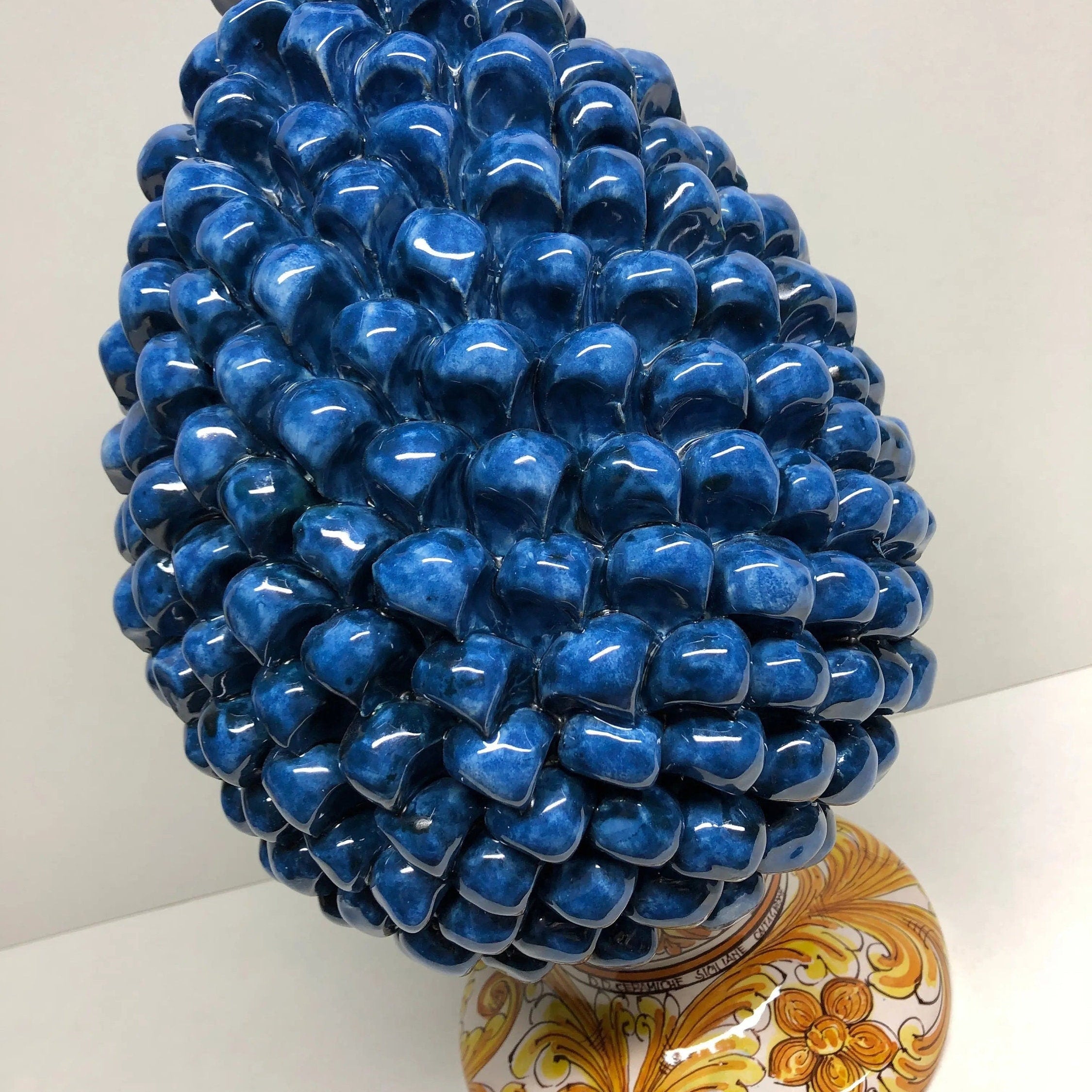 Pigna Ceramica Caltagirone cm H.35 Artigianale Blu Antico Base Decorata DD CERAMICHE SICILIANE