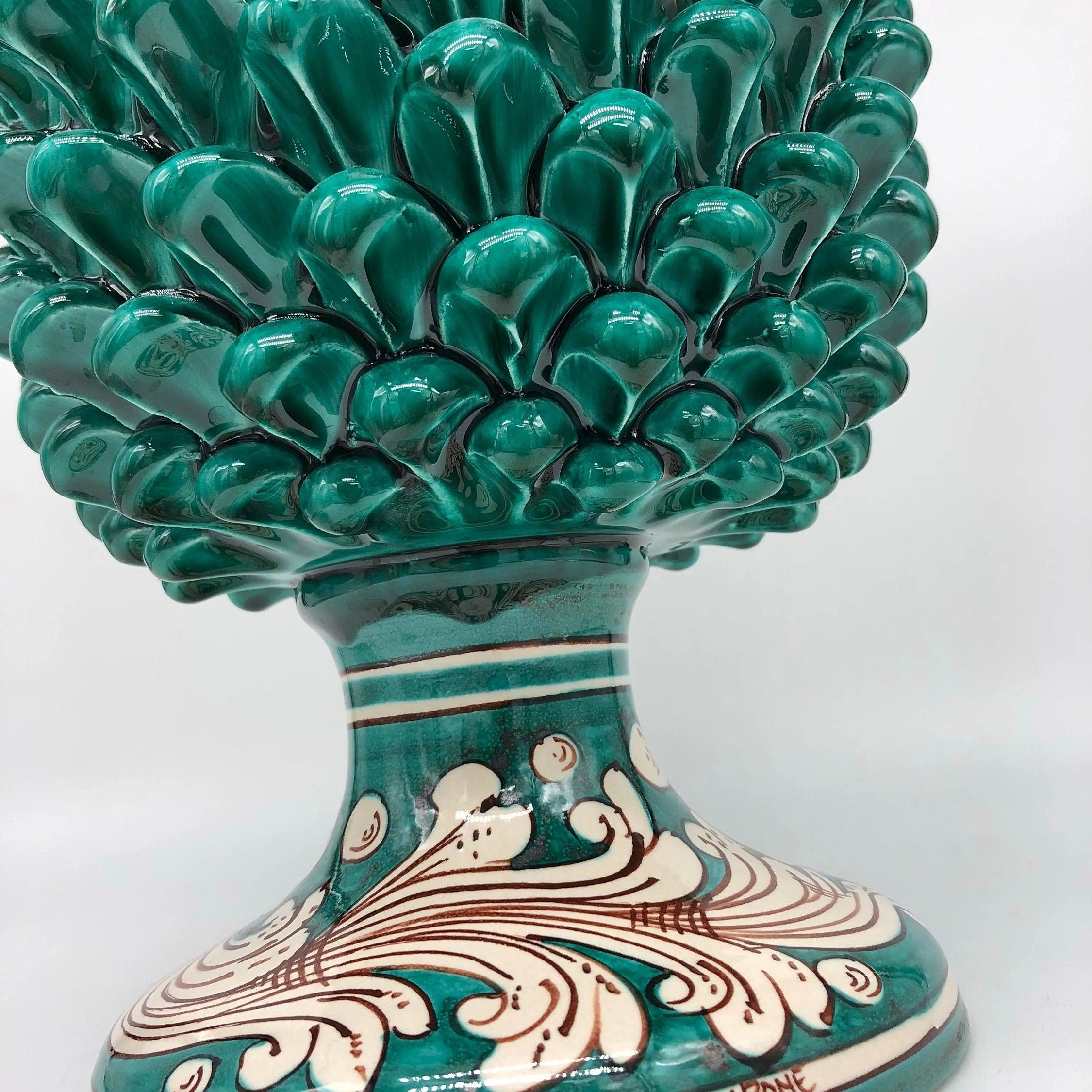 Pigna Ceramica Caltagirone cm H.35 Artigianale Verde Cristallo Base Decorata DD CERAMICHE SICILIANE