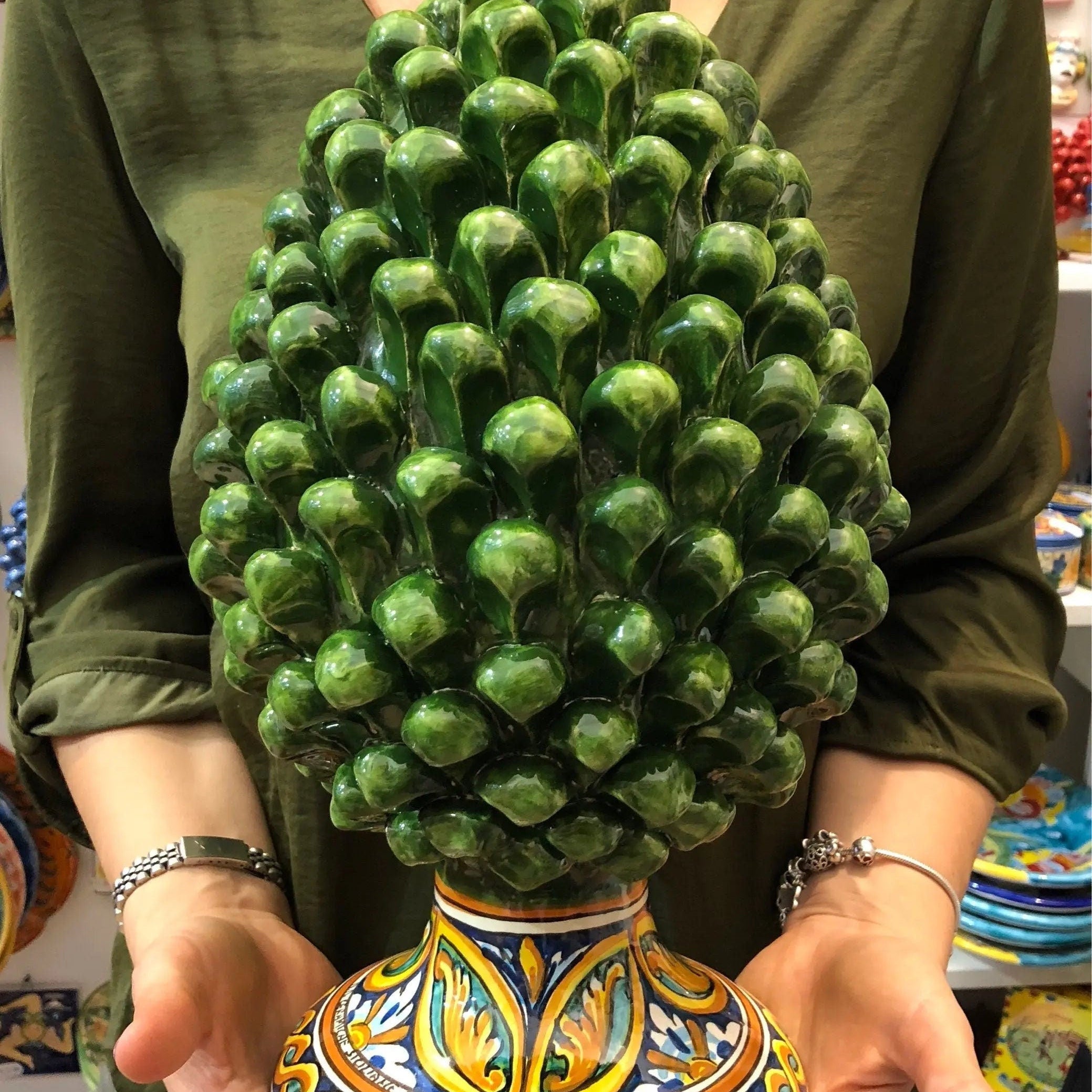 Pigna Ceramica Caltagirone cm H.35 Artigianale Verde Prato Base Decorata DD CERAMICHE SICILIANE