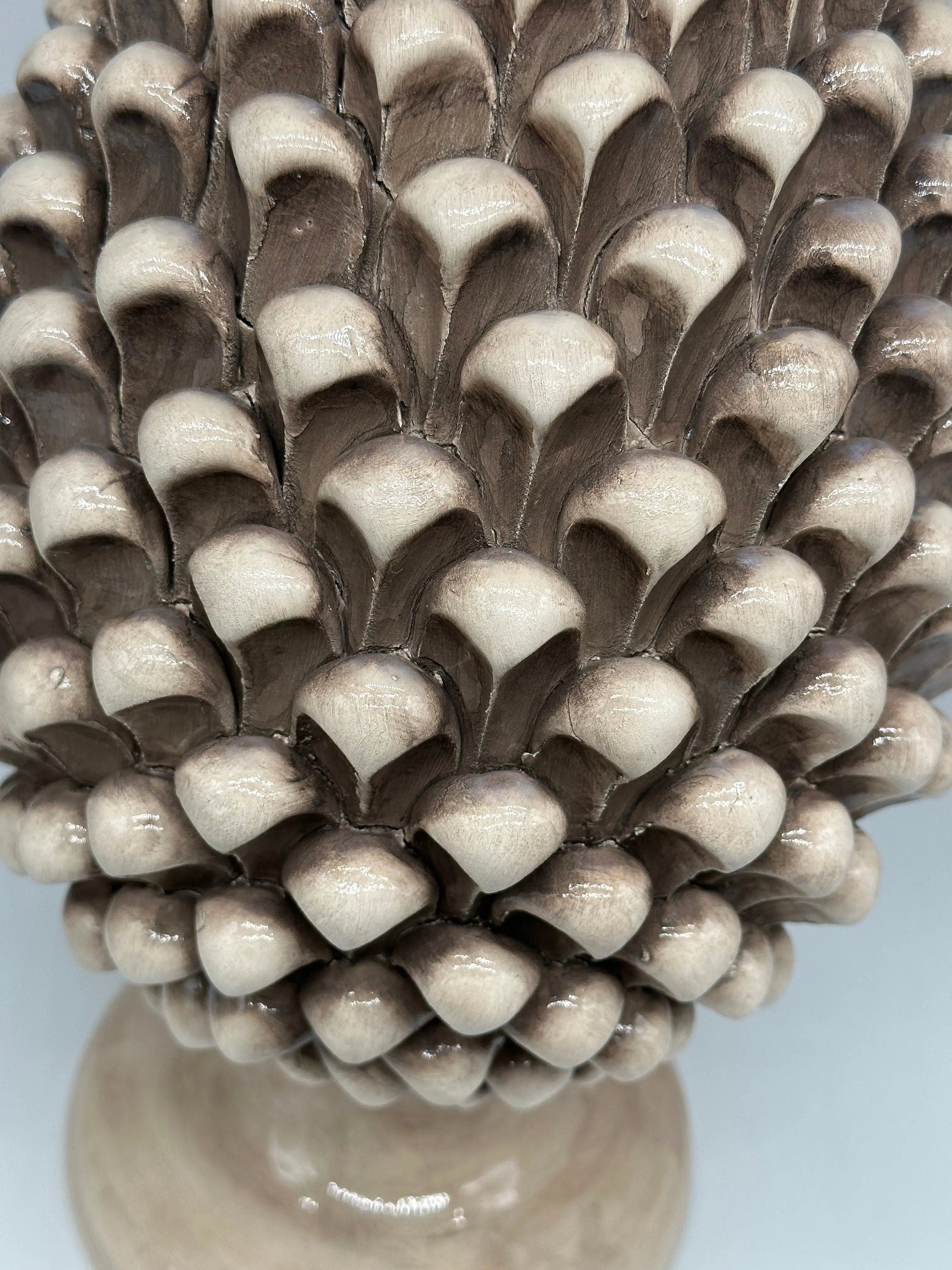 Pigna Ceramica Caltagirone cm H.40 Artigianale Beige Écru DD CERAMICHE SICILIANE