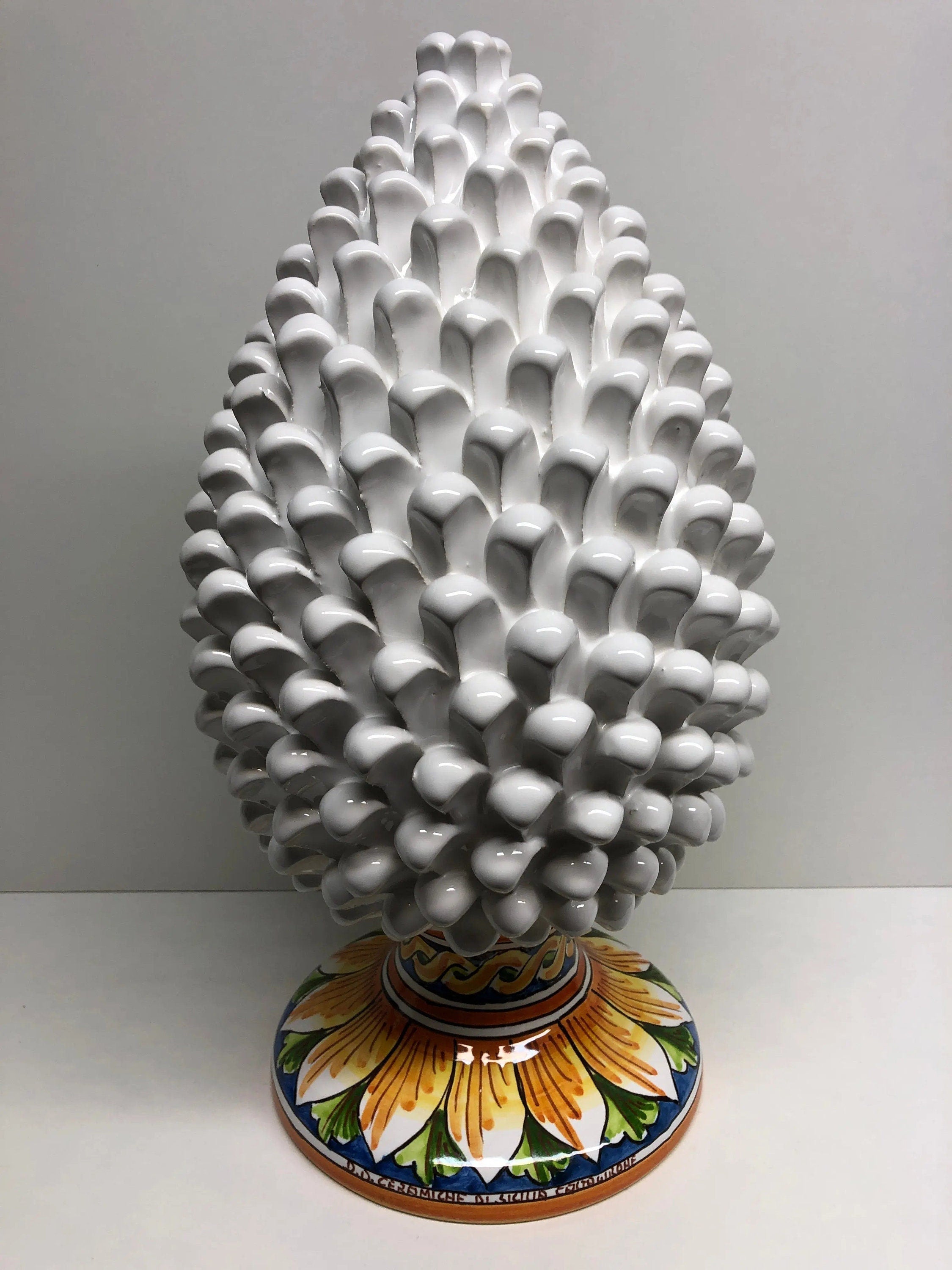 Pigna Ceramica Caltagirone cm H.40 Artigianale Bianco con Base Decorata DD CERAMICHE SICILIANE