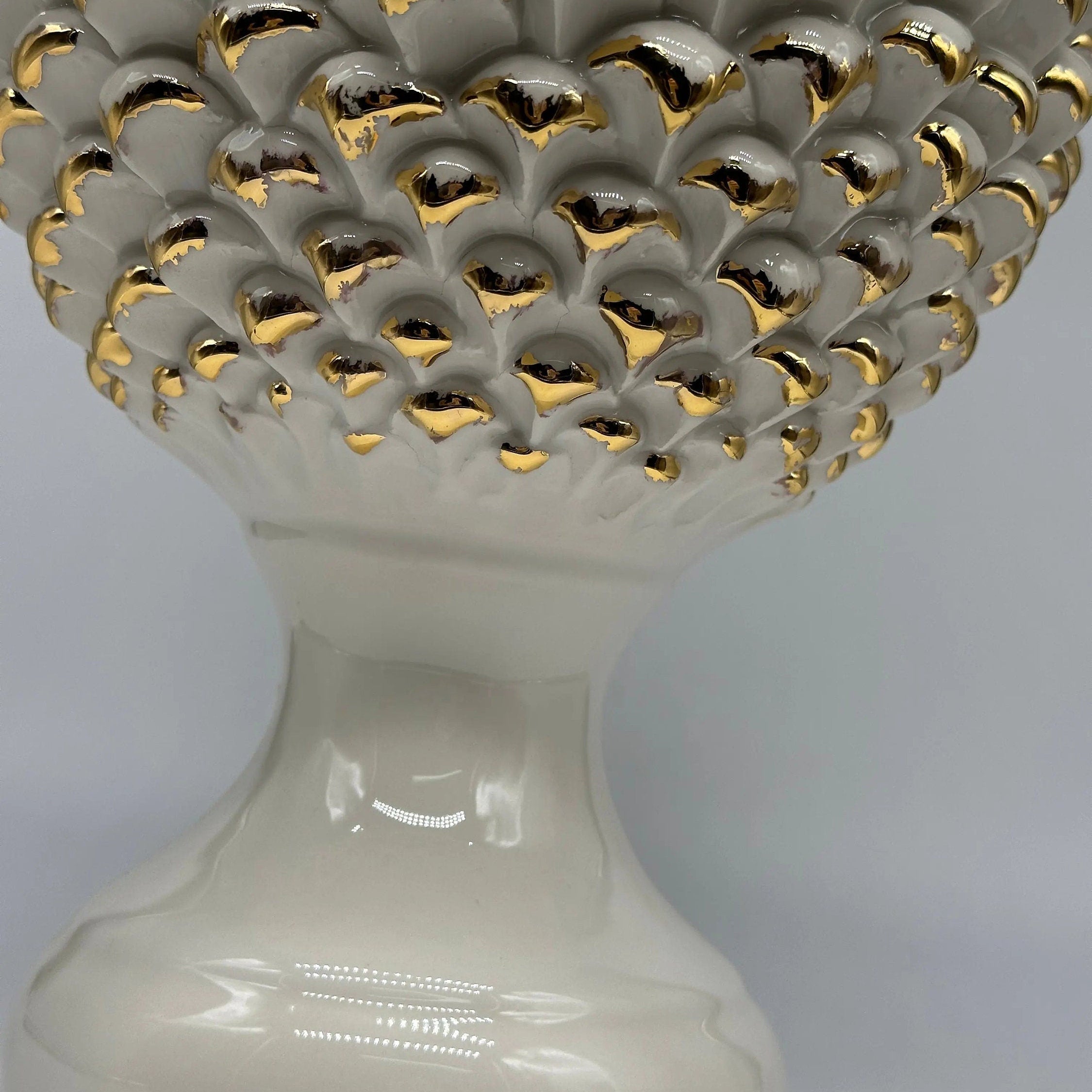 Pigna Ceramica Caltagirone cm H.40 Artigianale Bianco Oro Linea Luis DD CERAMICHE SICILIANE
