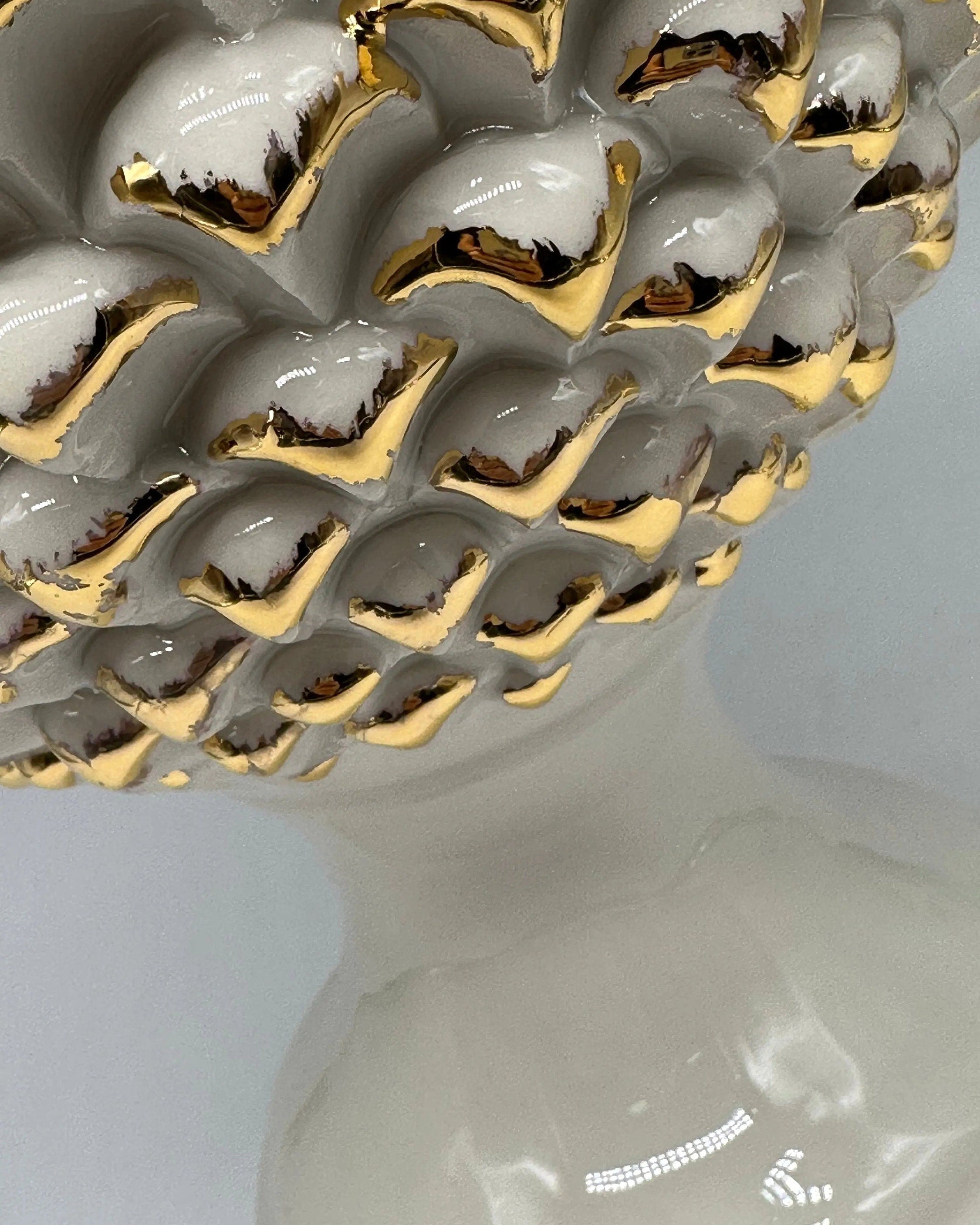 Pigna Ceramica Caltagirone cm H.40 Artigianale Bianco Oro Linea Luis DD CERAMICHE SICILIANE