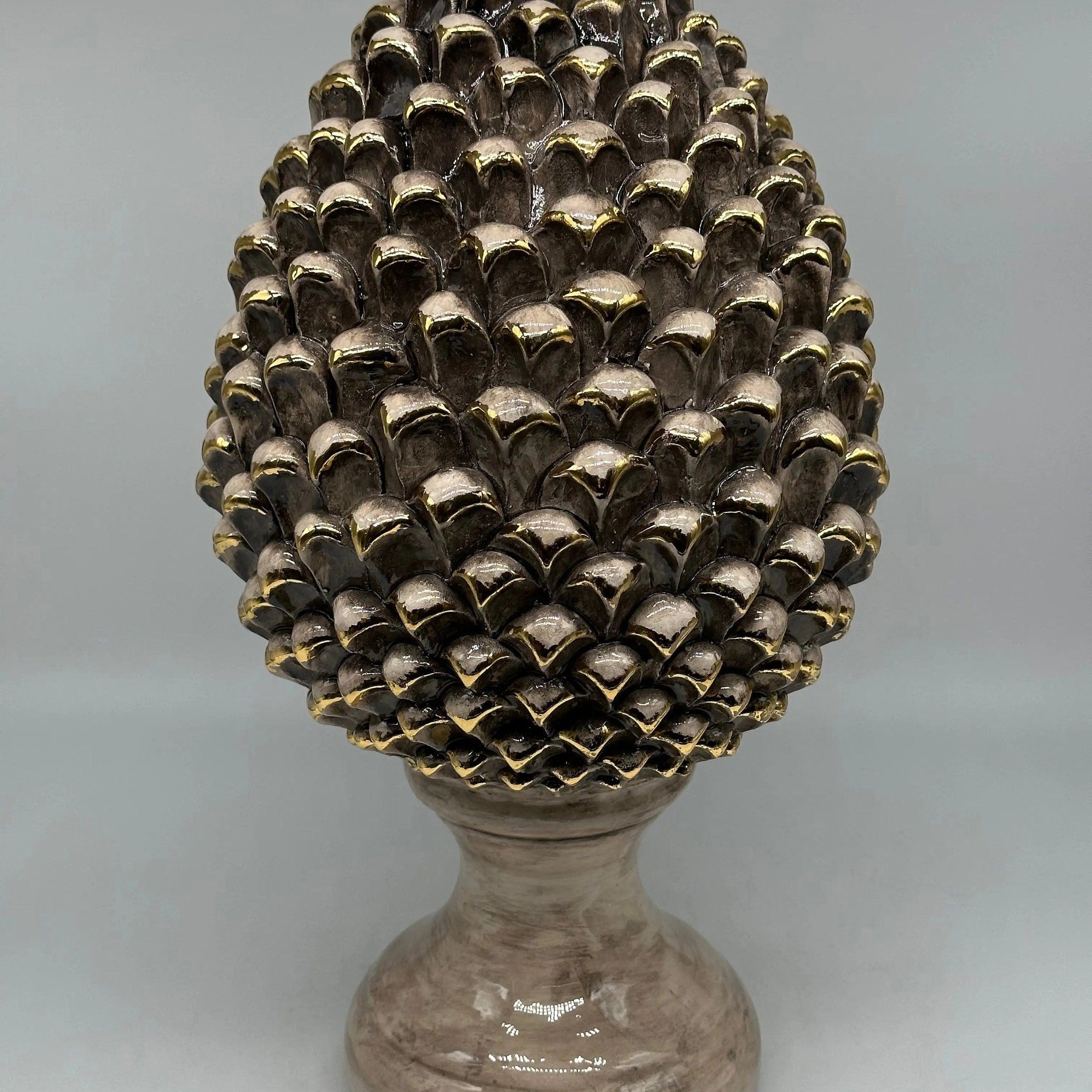 Pigna Ceramica Caltagirone cm H.40 Artigianale Écru Oro Linea Luis DD CERAMICHE SICILIANE