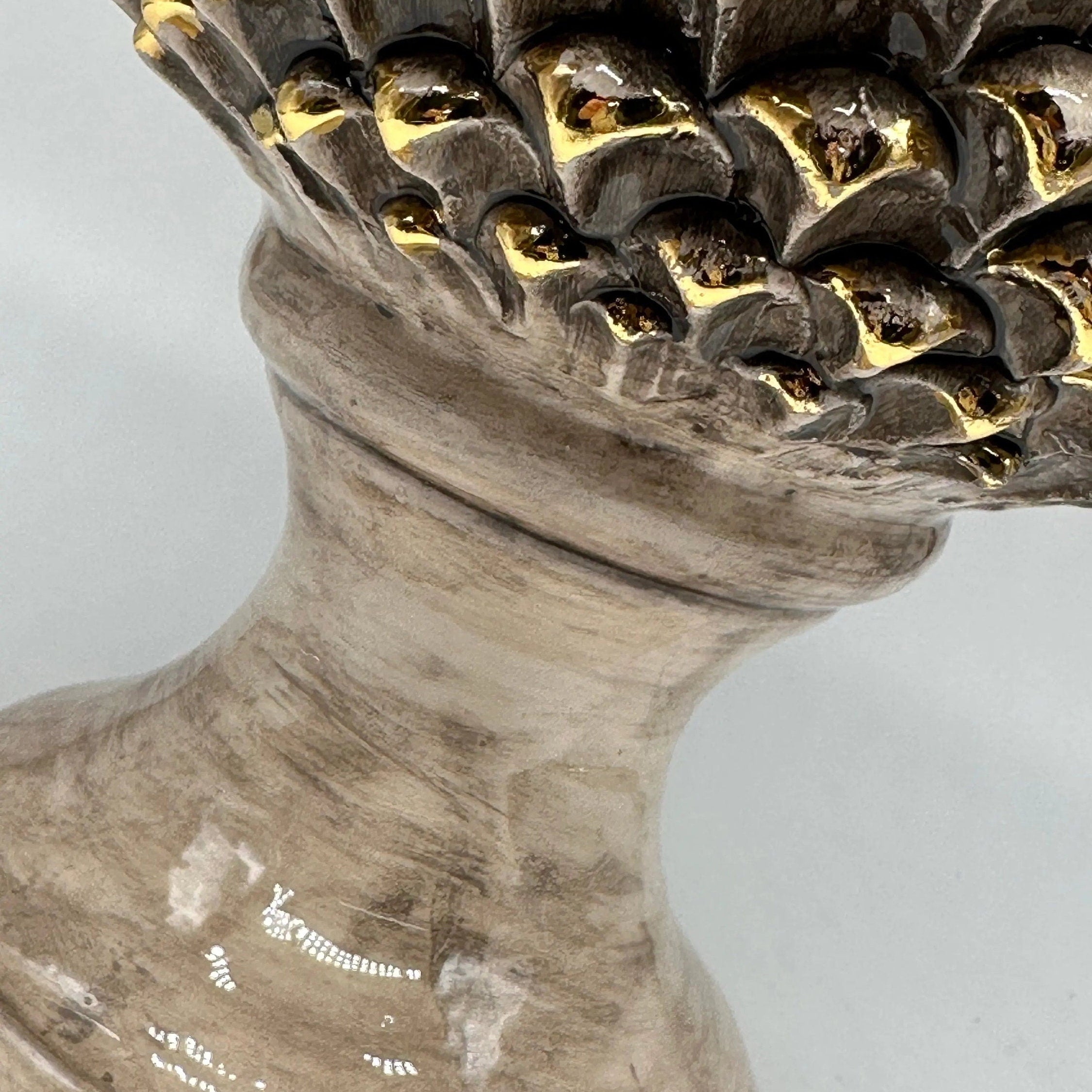 Pigna Ceramica Caltagirone cm H.40 Artigianale Écru Oro Linea Luis DD CERAMICHE SICILIANE