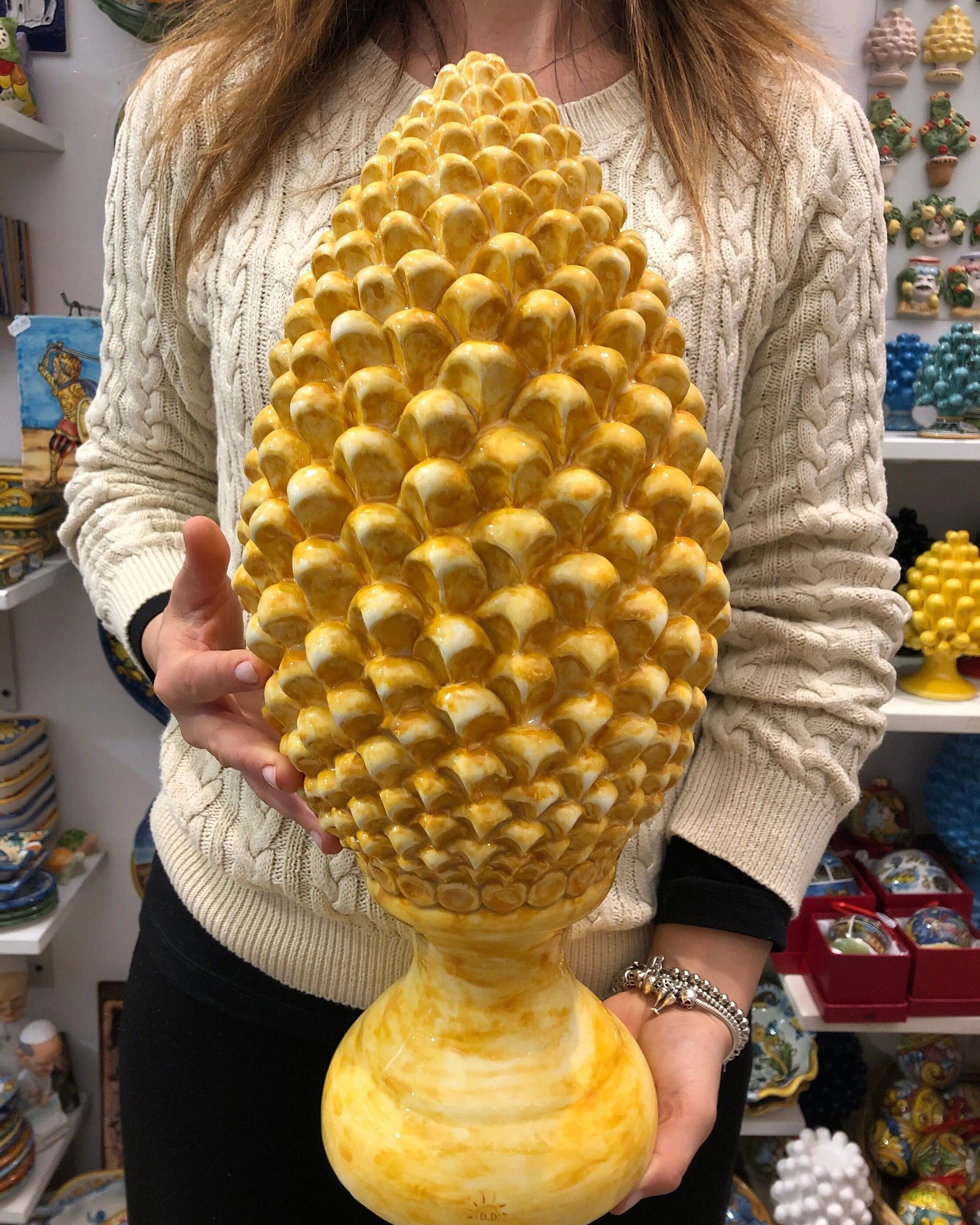 Pigna Ceramica Caltagirone cm H.45 Artigianale Giallo Linea Luis DD CERAMICHE SICILIANE