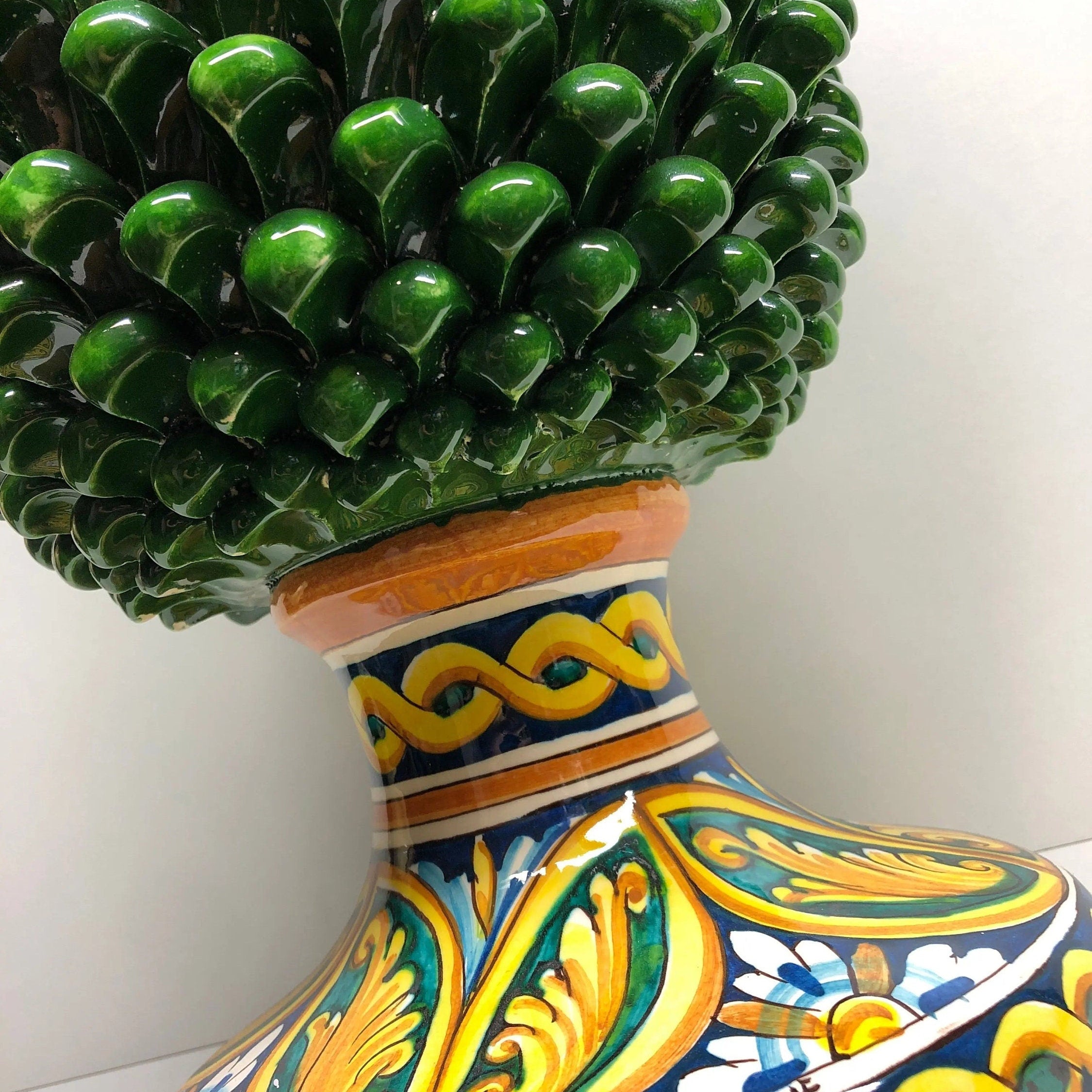 Pigna Ceramica Caltagirone cm H.50 Artigianale Verde Prato Base Decorata DD CERAMICHE SICILIANE