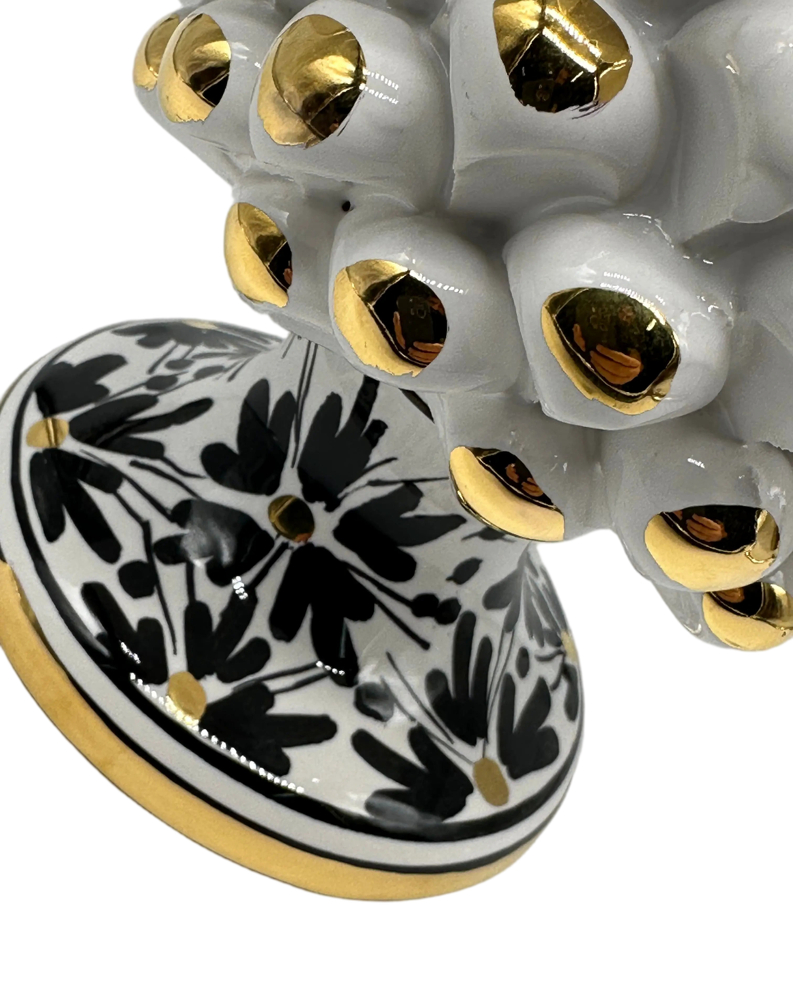 Pigna “CHIC” Ceramica Caltagirone cm H.25 Artigianale Bianco DD CERAMICHE SICILIANE