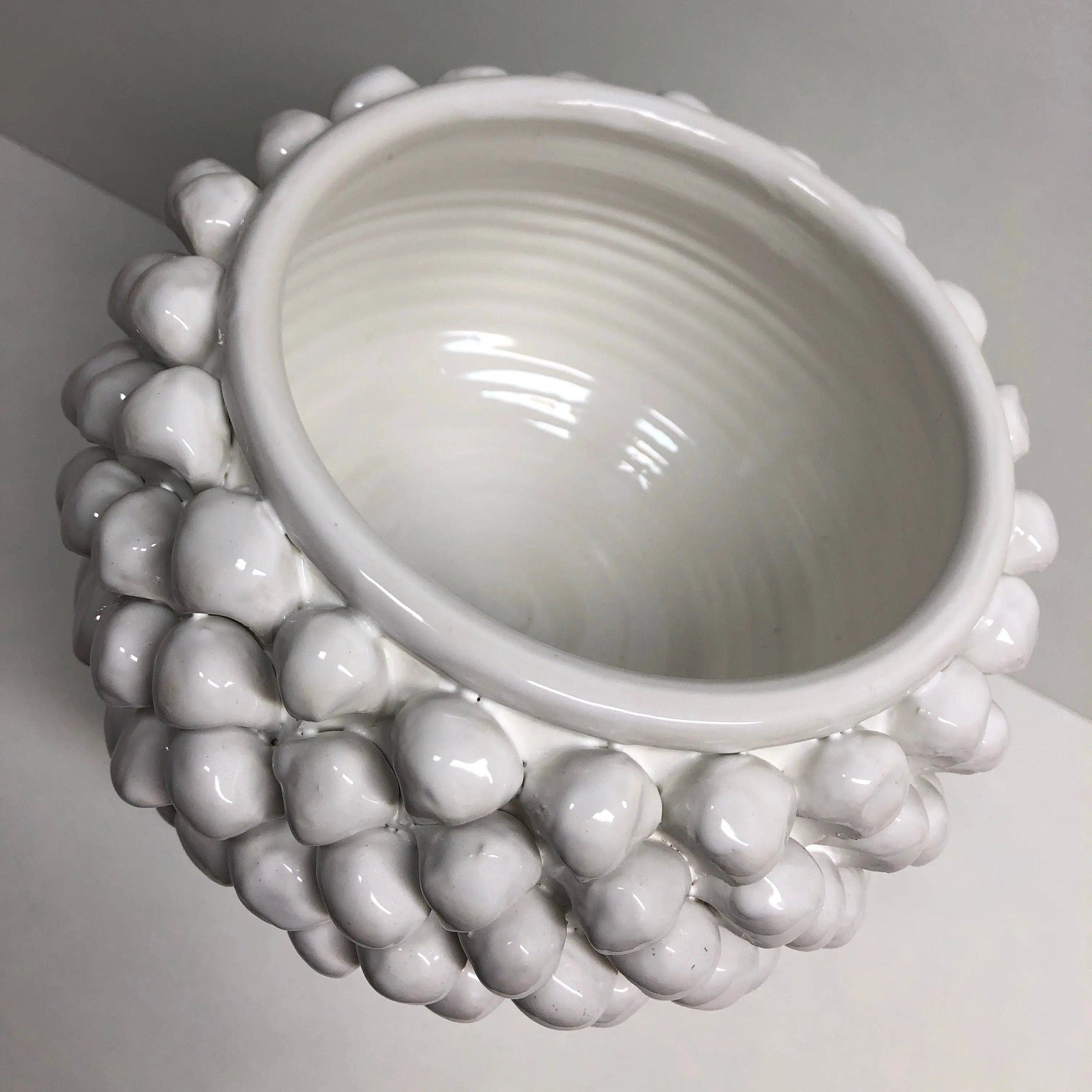 Portavaso Mezza Pigna Ceramica Caltagirone cm H.20 L.20 Artigianale Bianco DD CERAMICHE SICILIANE