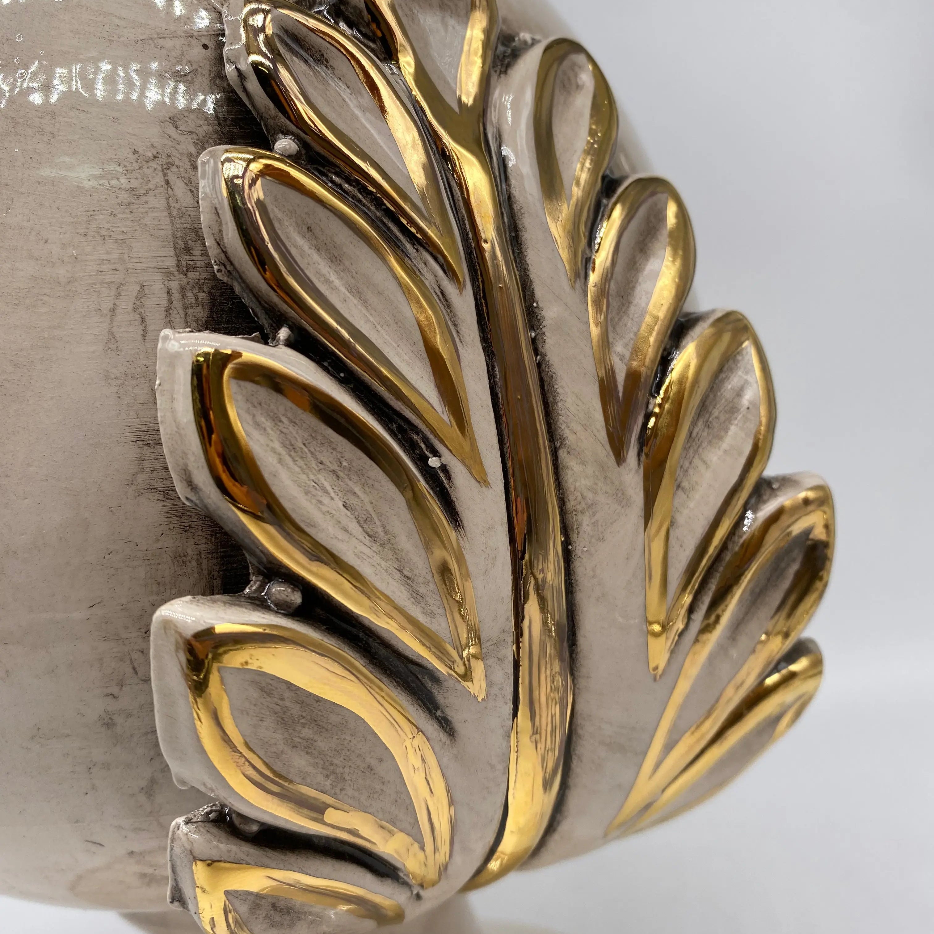 Pumo Ceramica Caltagirone cm H.30 Artigianale Écru Oro DD CERAMICHE SICILIANE