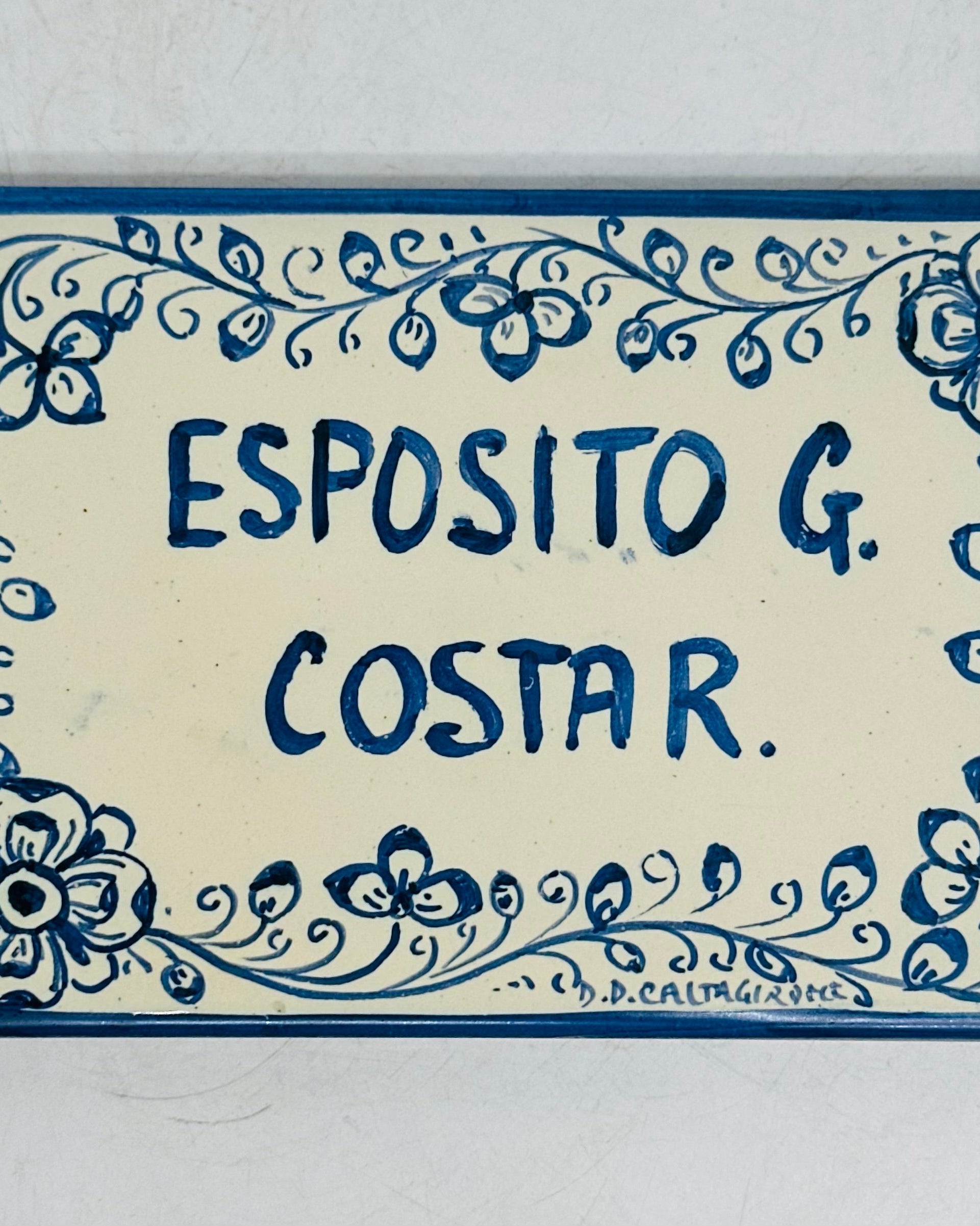 Targa Famiglia Mattonella cm 15x10 Ceramica Artigianale Caltagirone - Vella - MADE IN SICILY