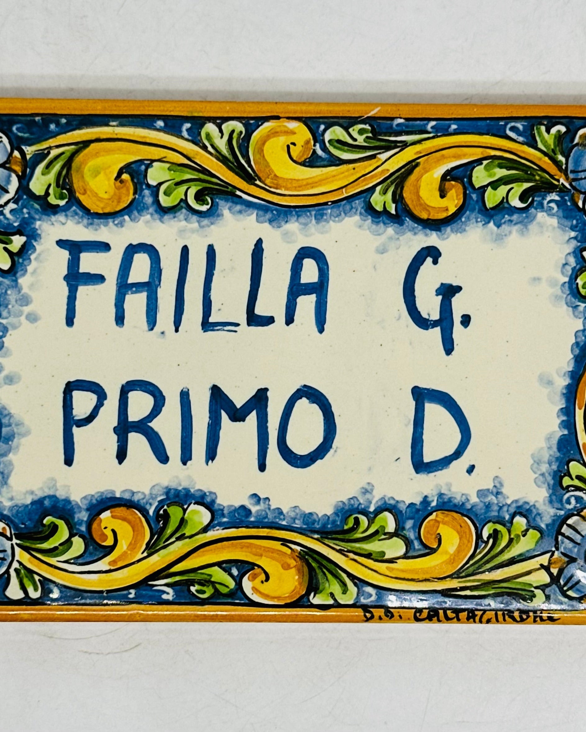 Targa Famiglia Mattonella cm 15x10 Ceramica Artigianale Caltagirone - Ornato Pieno - MADE IN SICILY