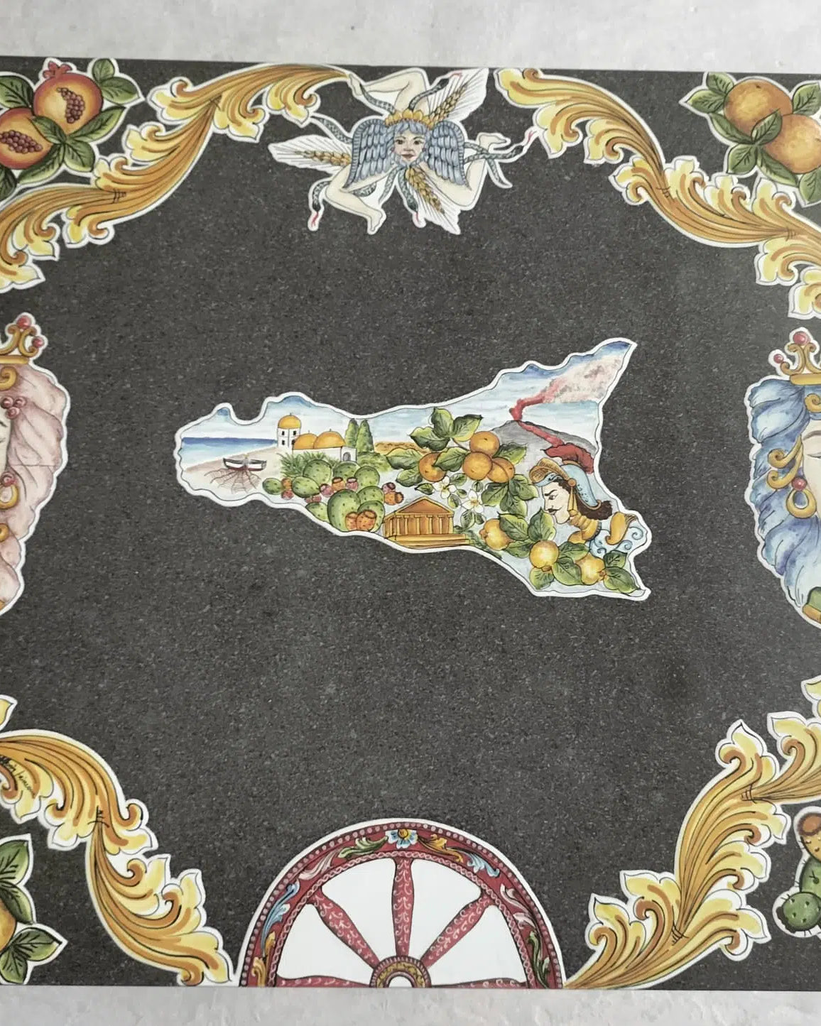 Tavolo Quadrato Sicilia – Pietra Lavica Decorato - TAVOLI