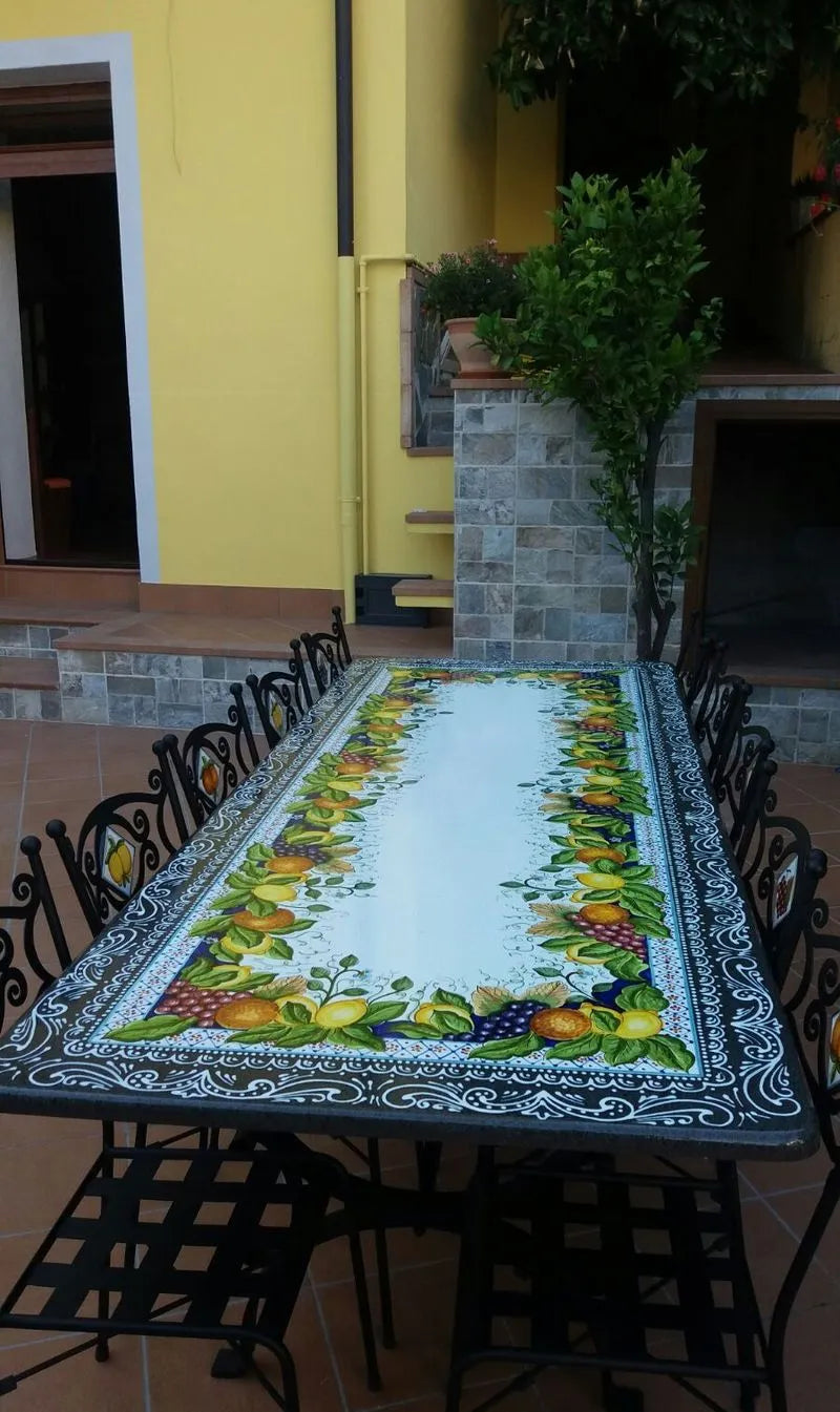 Tavolo Rettangolare Frutta Scontornato – Pietra Lavica Decorata - TAVOLI