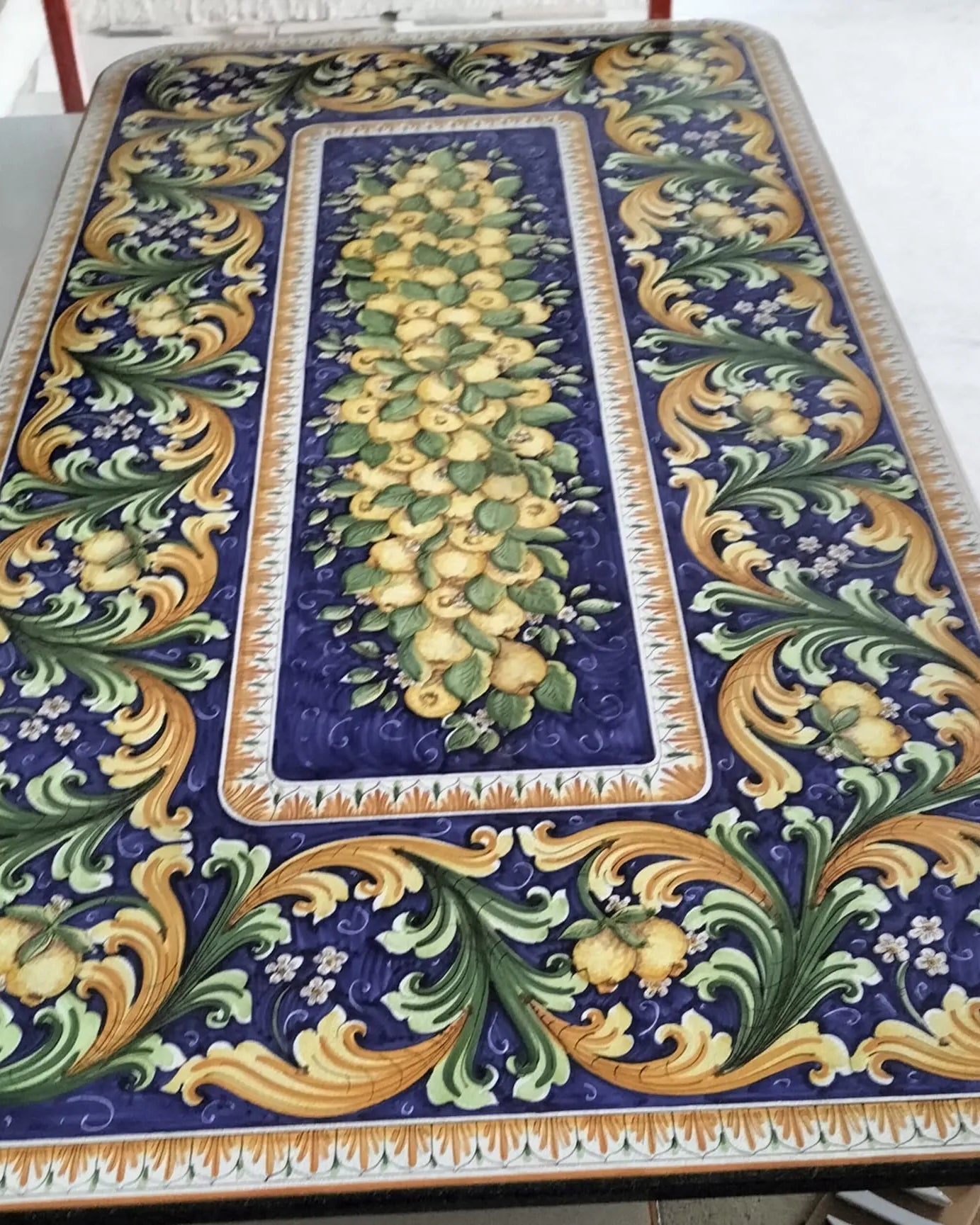 Tavolo Rettangolare Limoni con Ornato – Pietra Lavica Decorata - TAVOLI