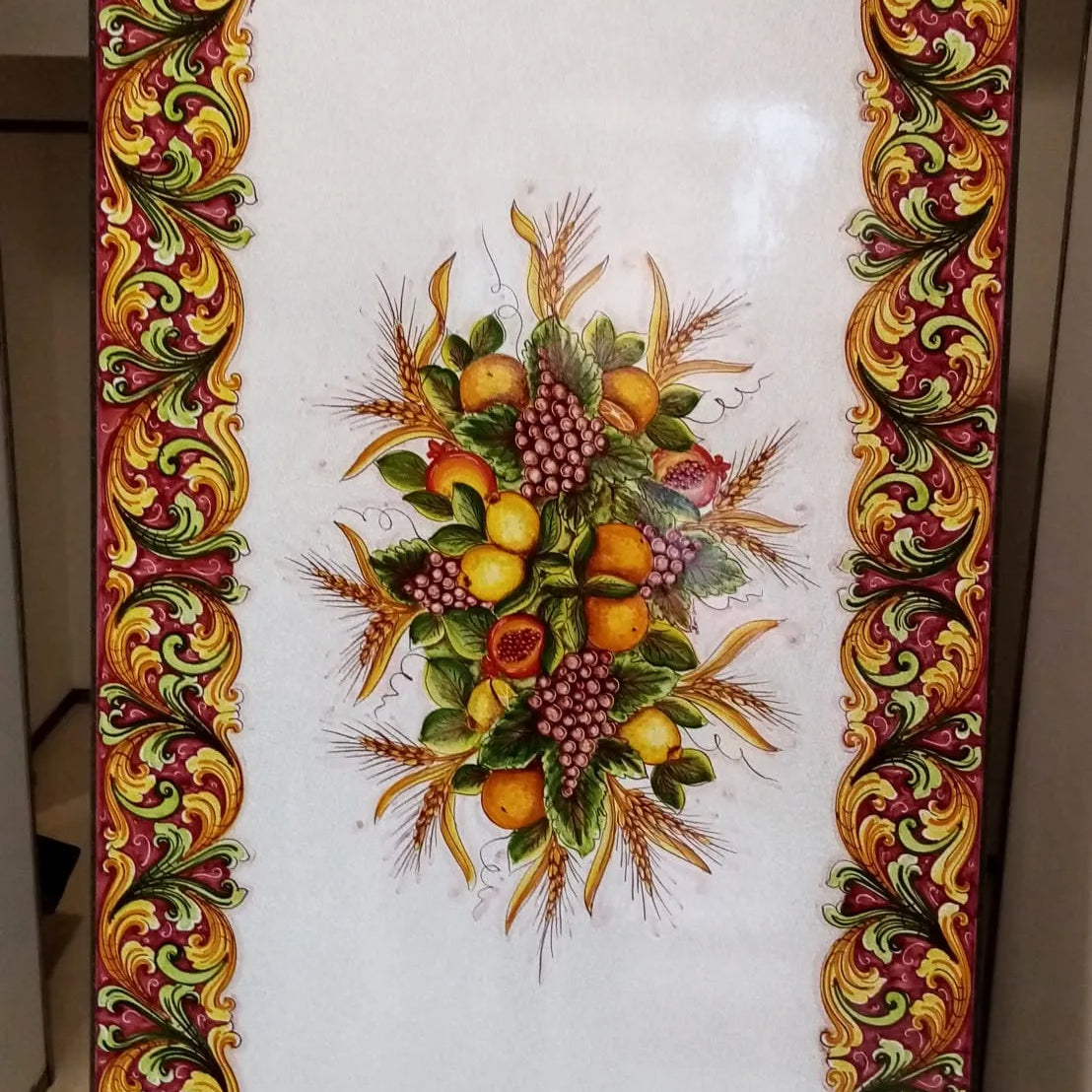 Tavolo Rettangolare Ornato Rosso – Pietra Lavica Decorata - TAVOLI