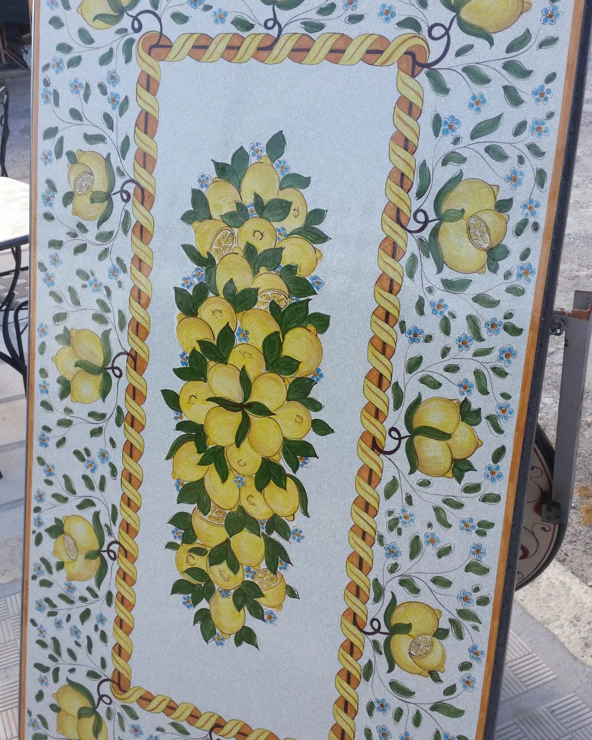 Tavolo Rettangolo Treccia di Limoni – Pietra Lavica Decorata - TAVOLI