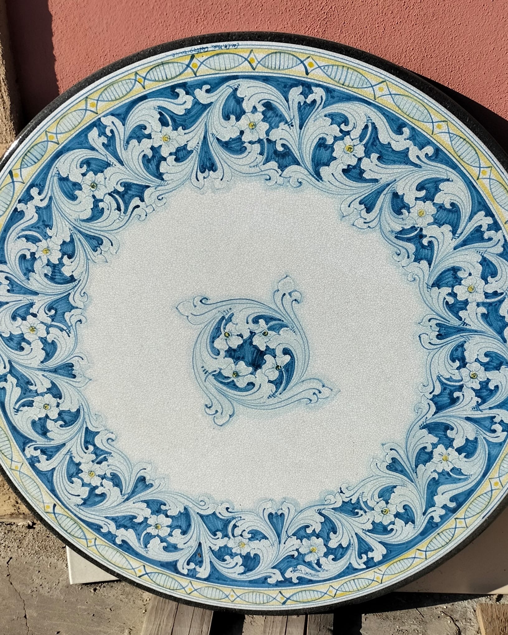 Tavolo Rotondo Decoro Seicento – Pietra Lavica Decorata - TAVOLI