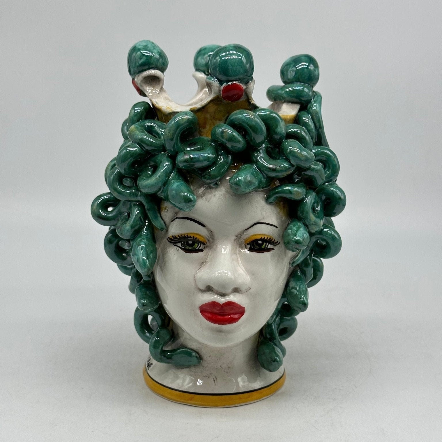 Testa Mitologica Medusa Ceramica Caltagirone cm H.20 L.15 Artigianale - DD CERAMICHE SICILIANE