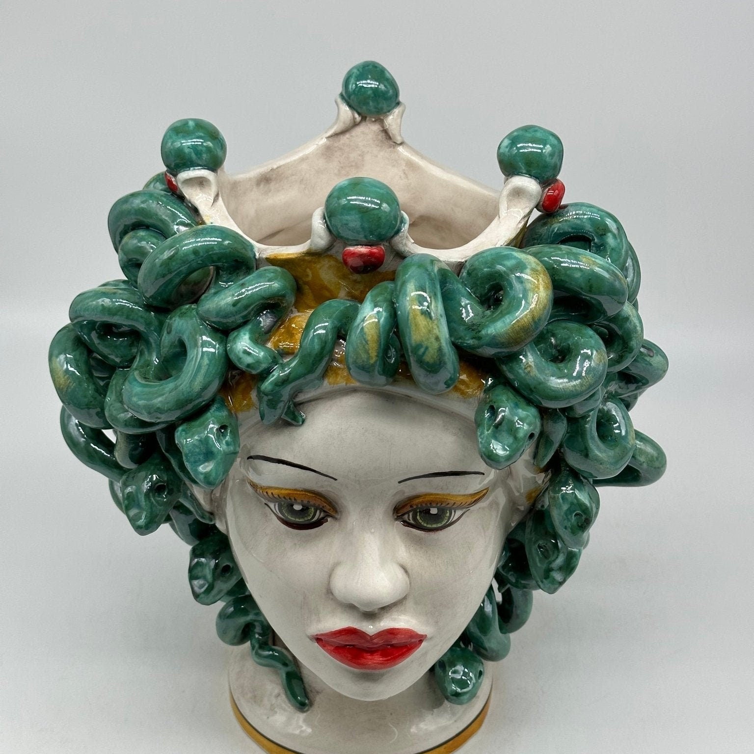 Testa Mitologica Medusa Ceramica Caltagirone cm H.30 L.25 Artigianale - DD CERAMICHE SICILIANE
