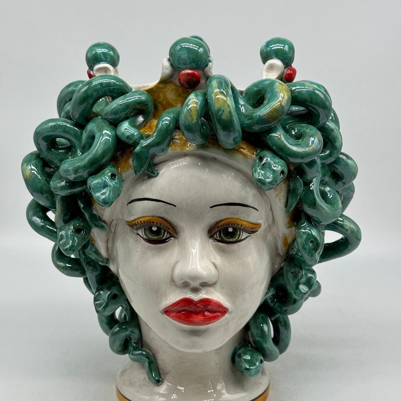 Testa Mitologica Medusa Ceramica Caltagirone cm H.30 L.25 Artigianale - DD CERAMICHE SICILIANE