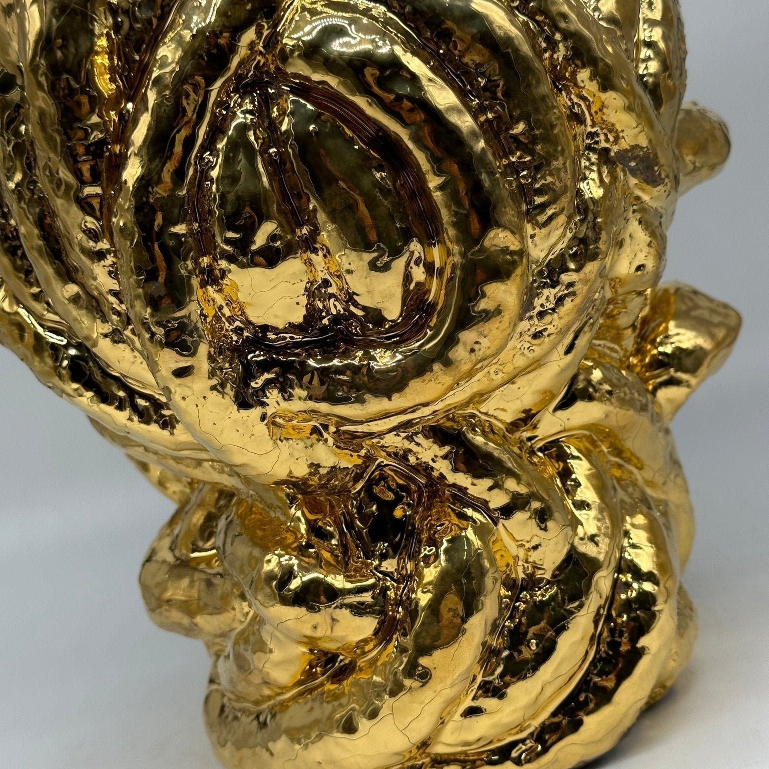 Testa Mitologica Medusa Ceramica Caltagirone cm H.38 L.25 Artigianale “GOLD EDITION” - DD CERAMICHE SICILIANE