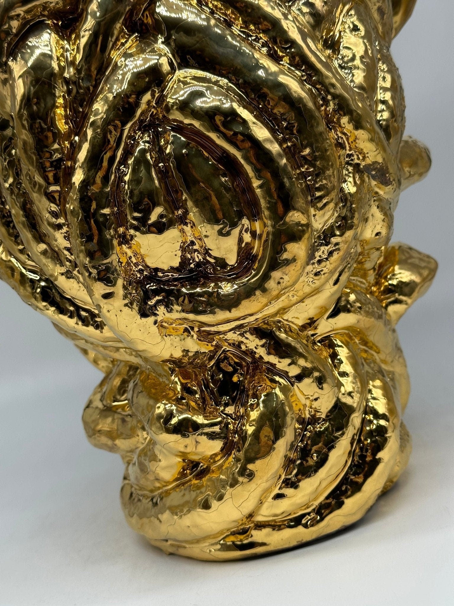 Testa Mitologica Medusa Ceramica Caltagirone cm H.38 L.25 Artigianale “GOLD EDITION” - DD CERAMICHE SICILIANE