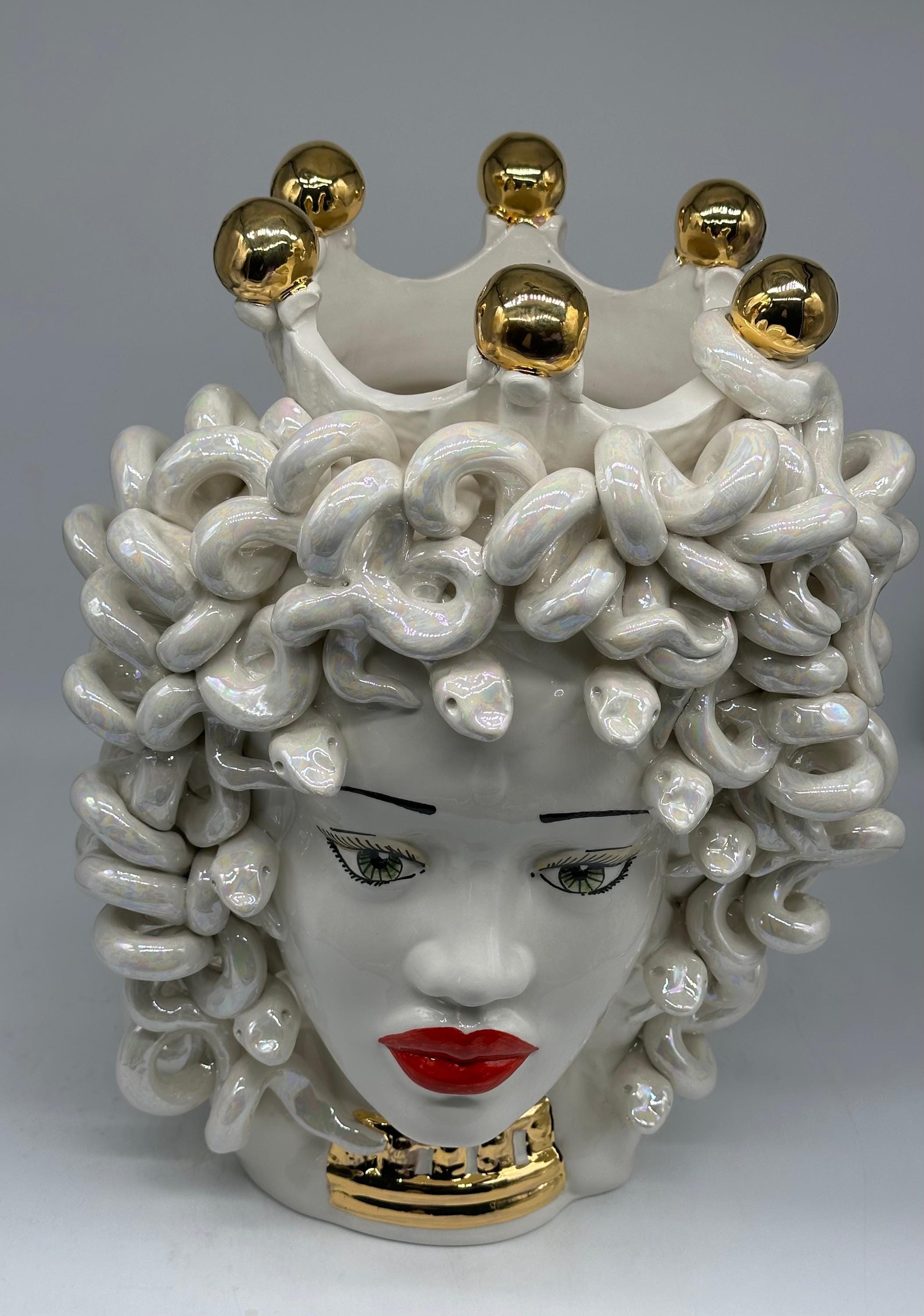 Testa Mitologica Medusa “Luxury Madreperla” Ceramica Caltagirone cm H.40 L.30 Artigianale - TESTA DI MORO
