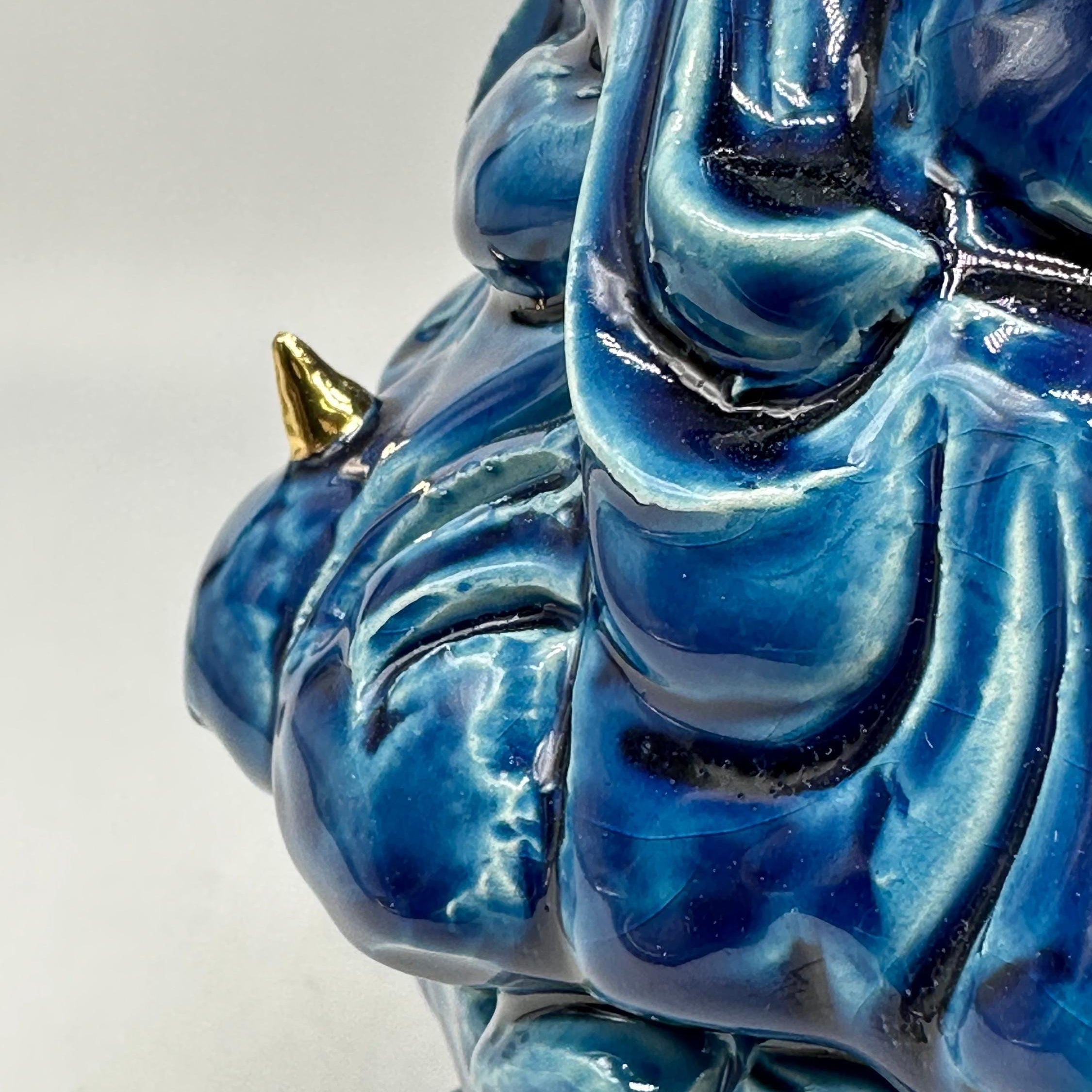 Testa Mitologica Uomo Ceramica Caltagirone cm H.35 L.25 Artigianale Blu dettagli Oro - TESTA DI MORO