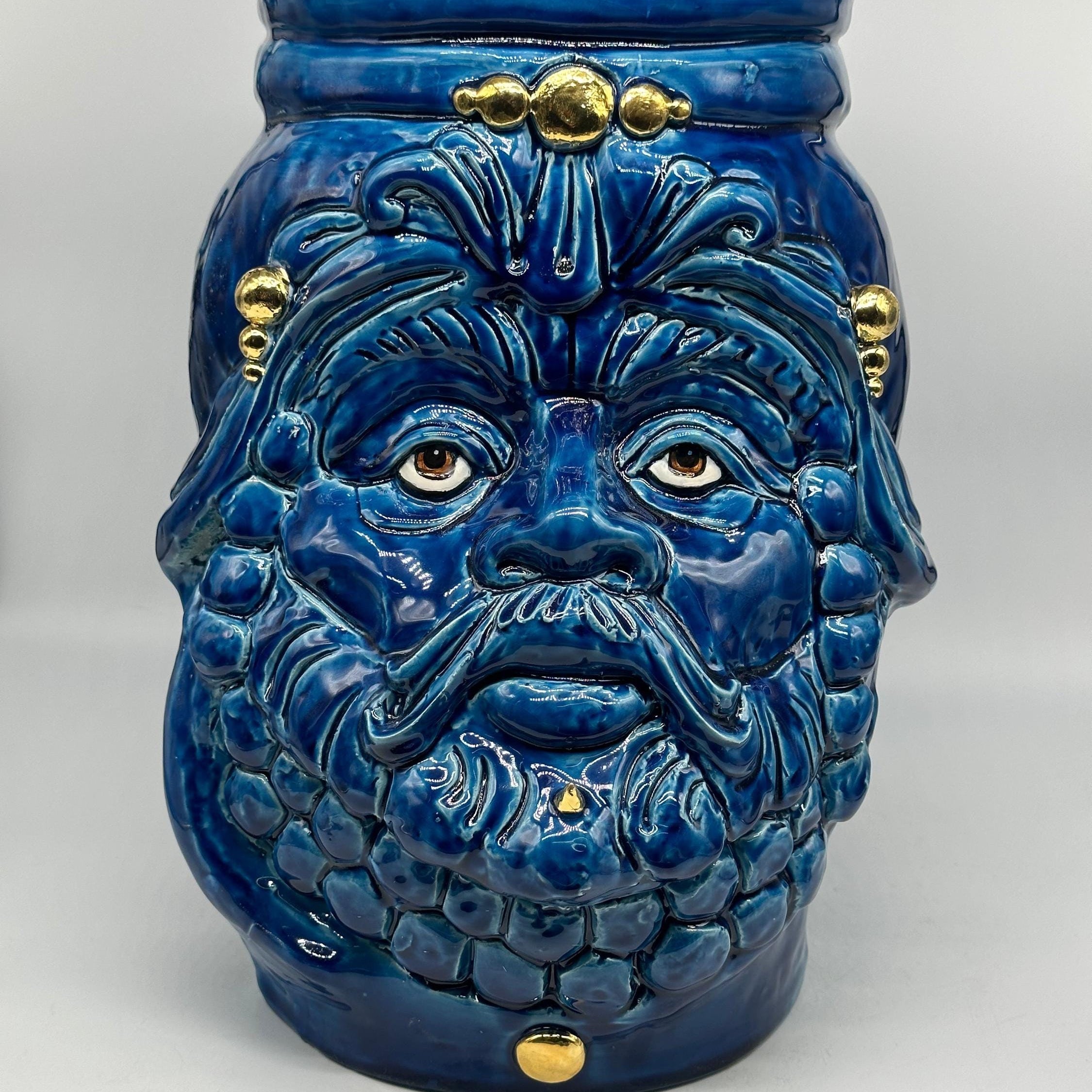 Testa Mitologica Uomo Ceramica Caltagirone cm H.35 L.25 Artigianale Blu dettagli Oro - TESTA DI MORO