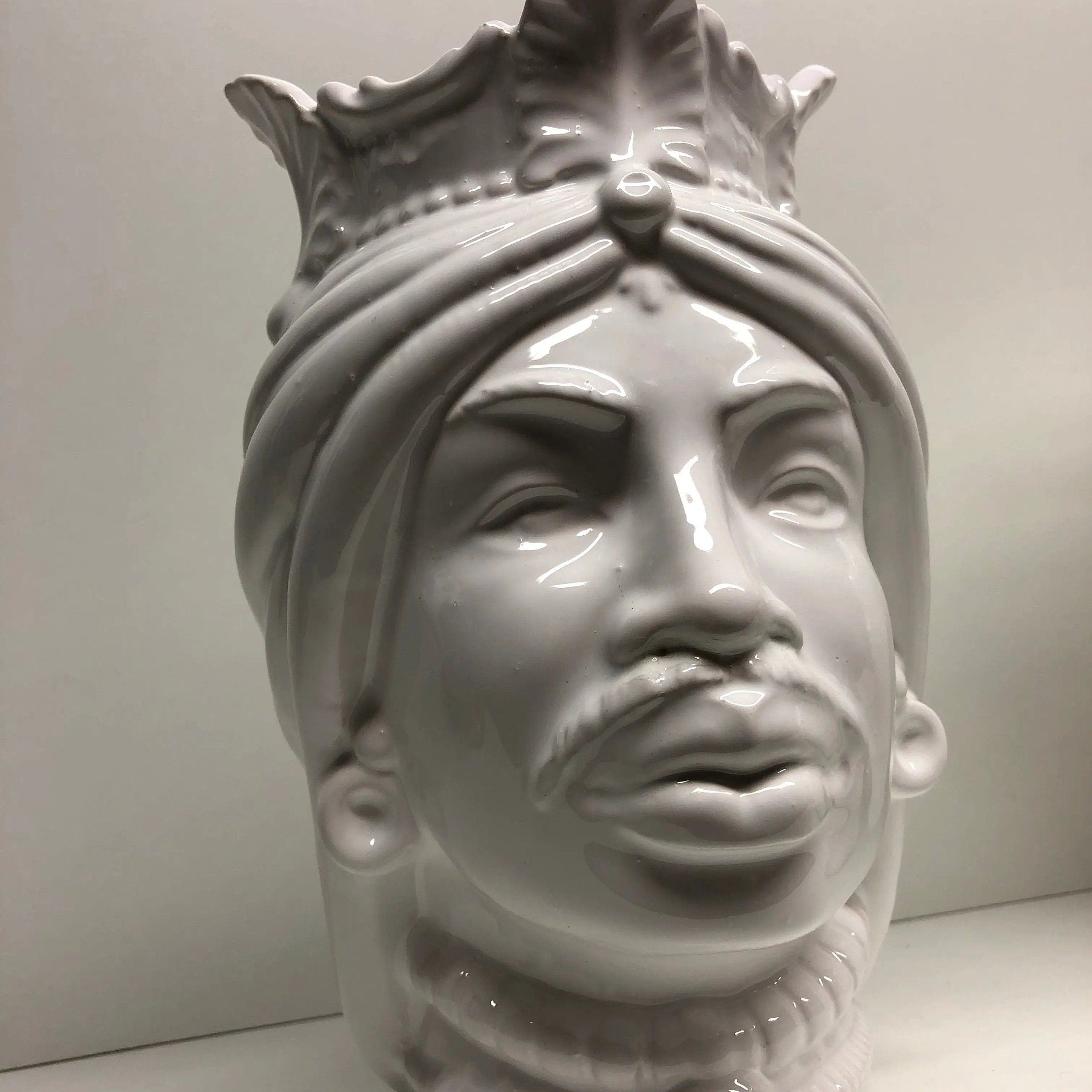 Teste di Moro Afro Ceramica Caltagirone cm H.25 L.17 Artigianale Bianco DD CERAMICHE SICILIANE