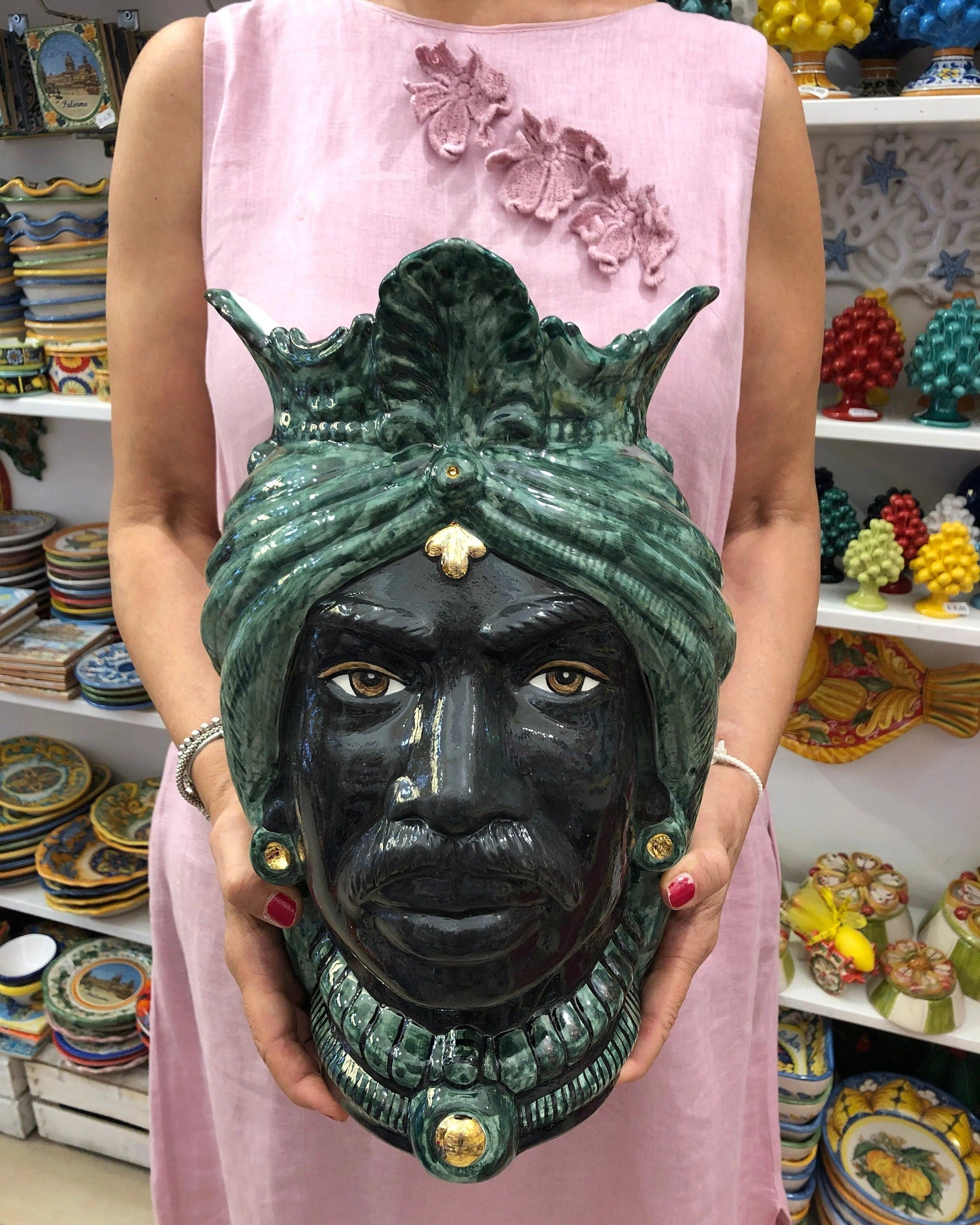 Teste di Moro Afro Ceramica Caltagirone cm H.35 L.23 Artigianale Verde con Oro DD CERAMICHE SICILIANE