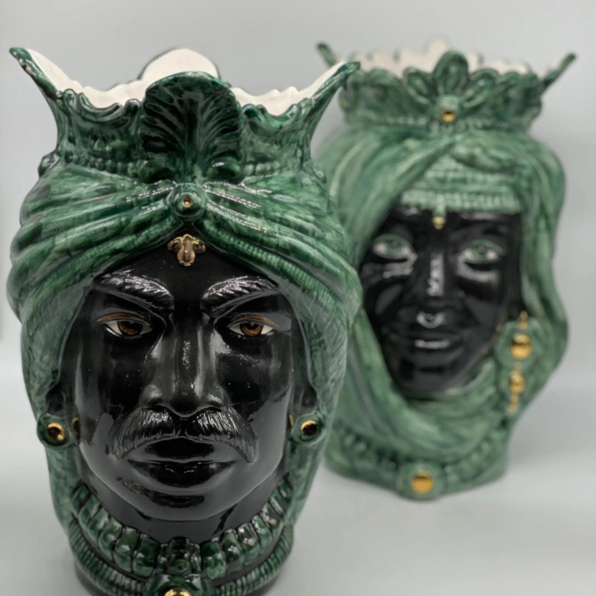 Teste di Moro Afro Ceramica Caltagirone cm H.35 L.23 Artigianale Verde con Oro DD CERAMICHE SICILIANE