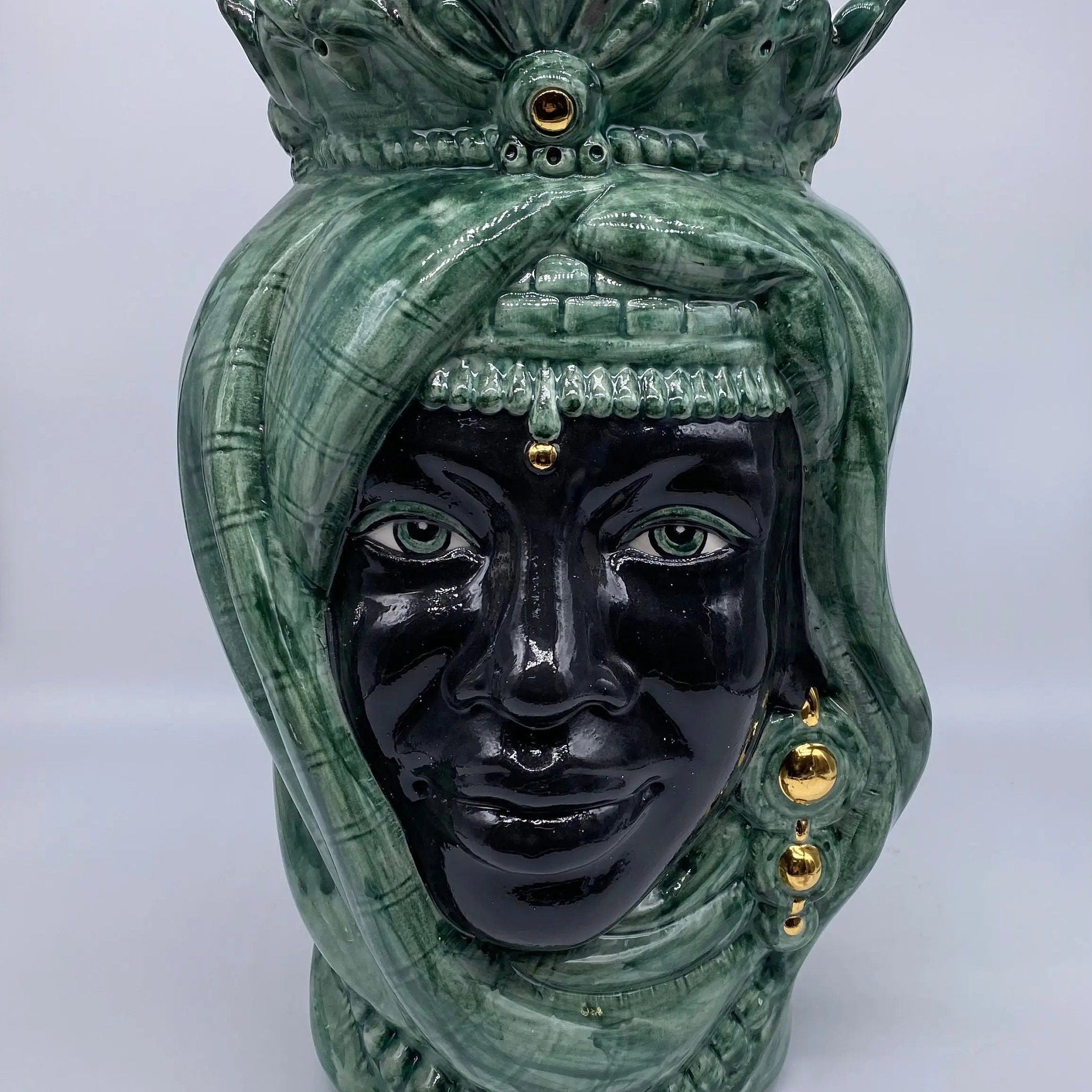 Teste di Moro Afro Ceramica Caltagirone cm H.35 L.23 Artigianale Verde con Oro DD CERAMICHE SICILIANE