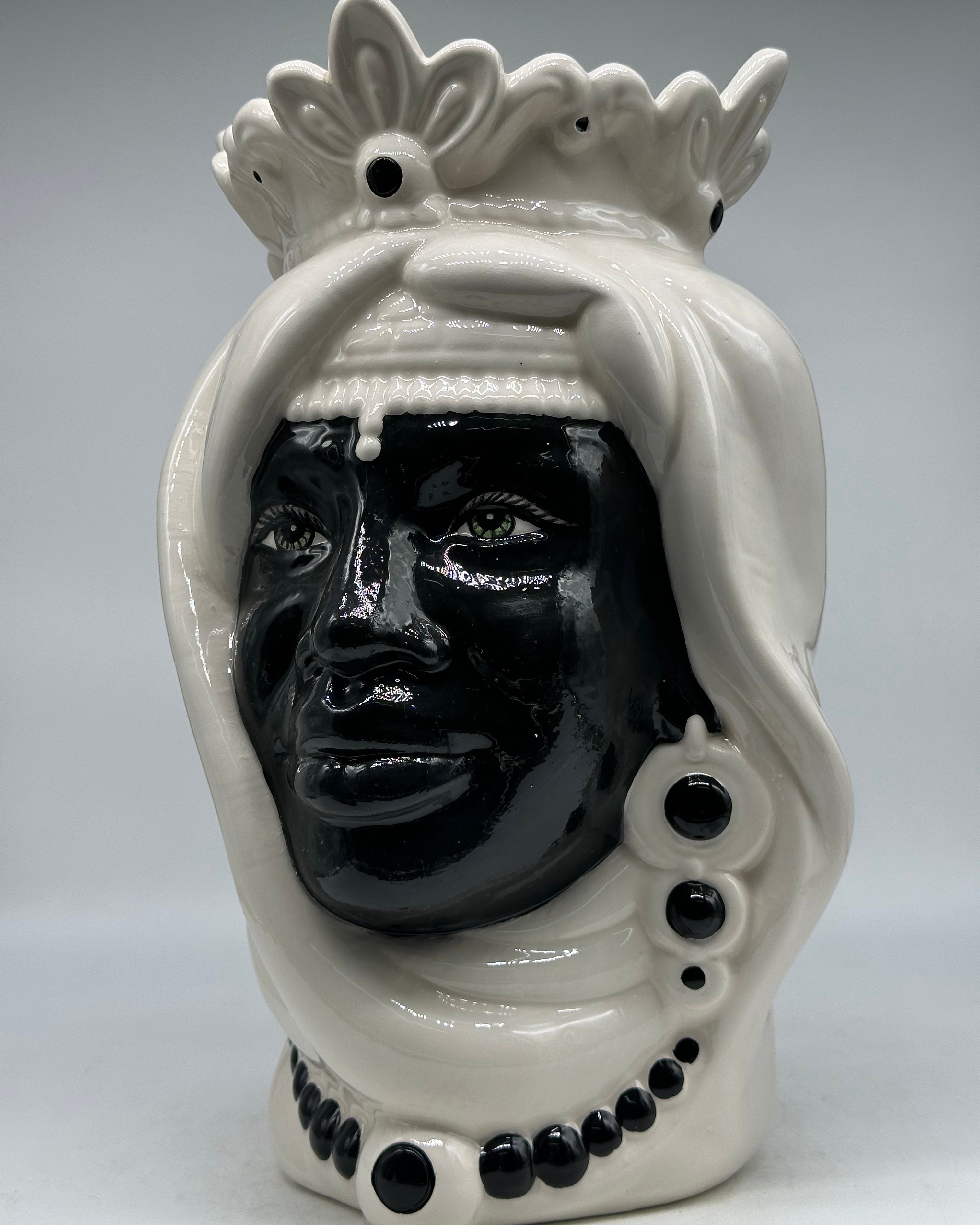 Teste di Moro Afro Ceramica Caltagirone cm H.35 L.23 Artigianale Bicolore Bianco Nero - TESTE DI MORO