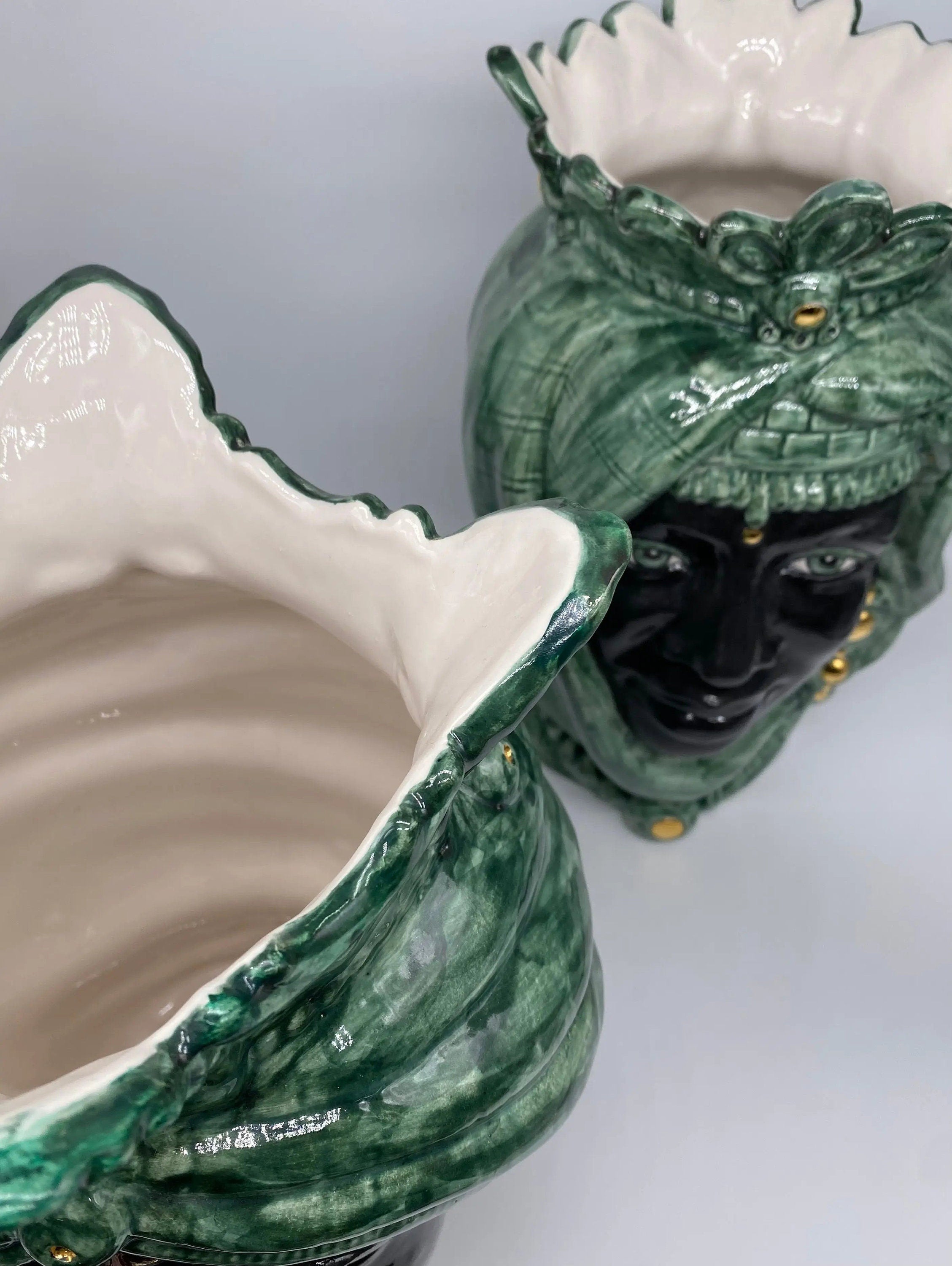 Teste di Moro Afro Ceramica Caltagirone cm H.35 L.23 Artigianale Verde con Oro DD CERAMICHE SICILIANE
