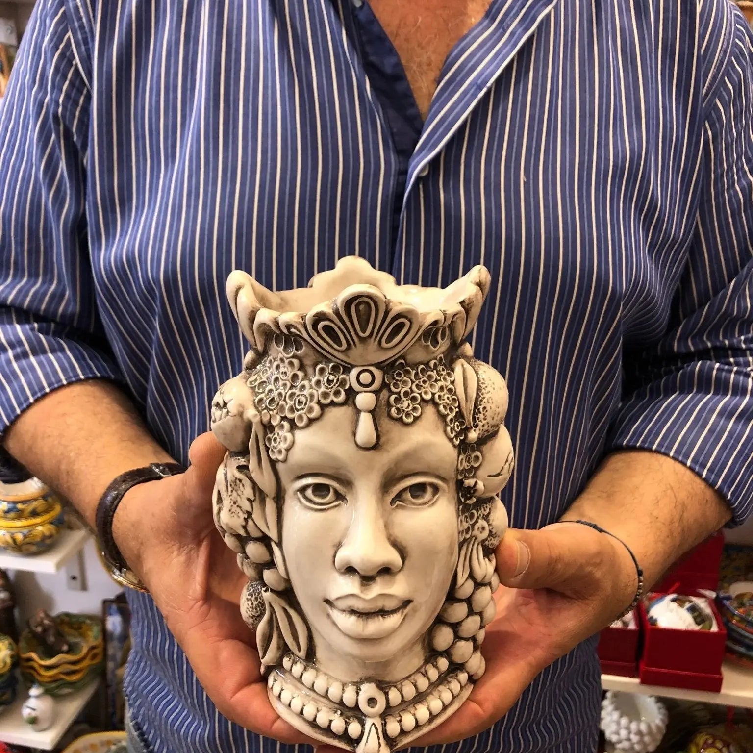 Teste di Moro Afro Frutta Ceramica Caltagirone cm H.18 L.12 Artigianale Beige - DD CERAMICHE SICILIANE