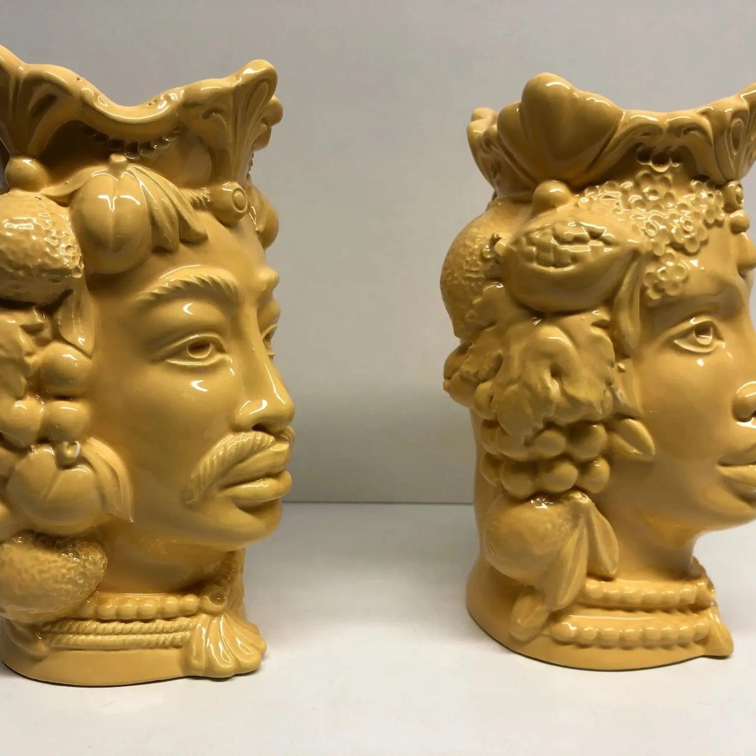 Teste di Moro Afro Frutta Ceramica Caltagirone cm H.18 L.12 Artigianale Giallo - DD CERAMICHE SICILIANE